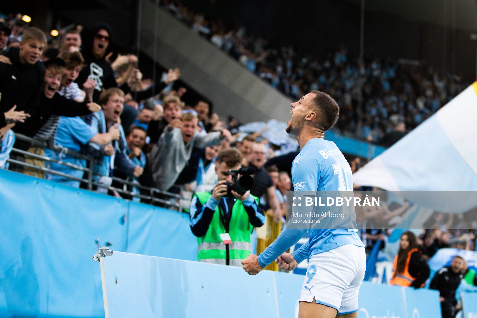 Veljko Birmancevic of Malmö FF celebrates