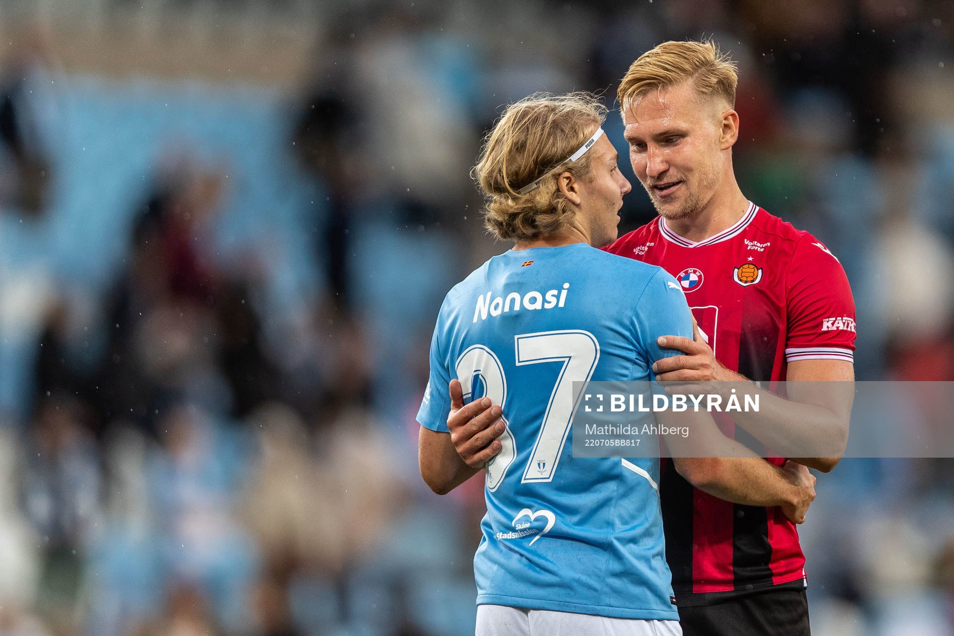 Sebastian Nanasi of Malmö FF and Peter Oliver Ekroth of