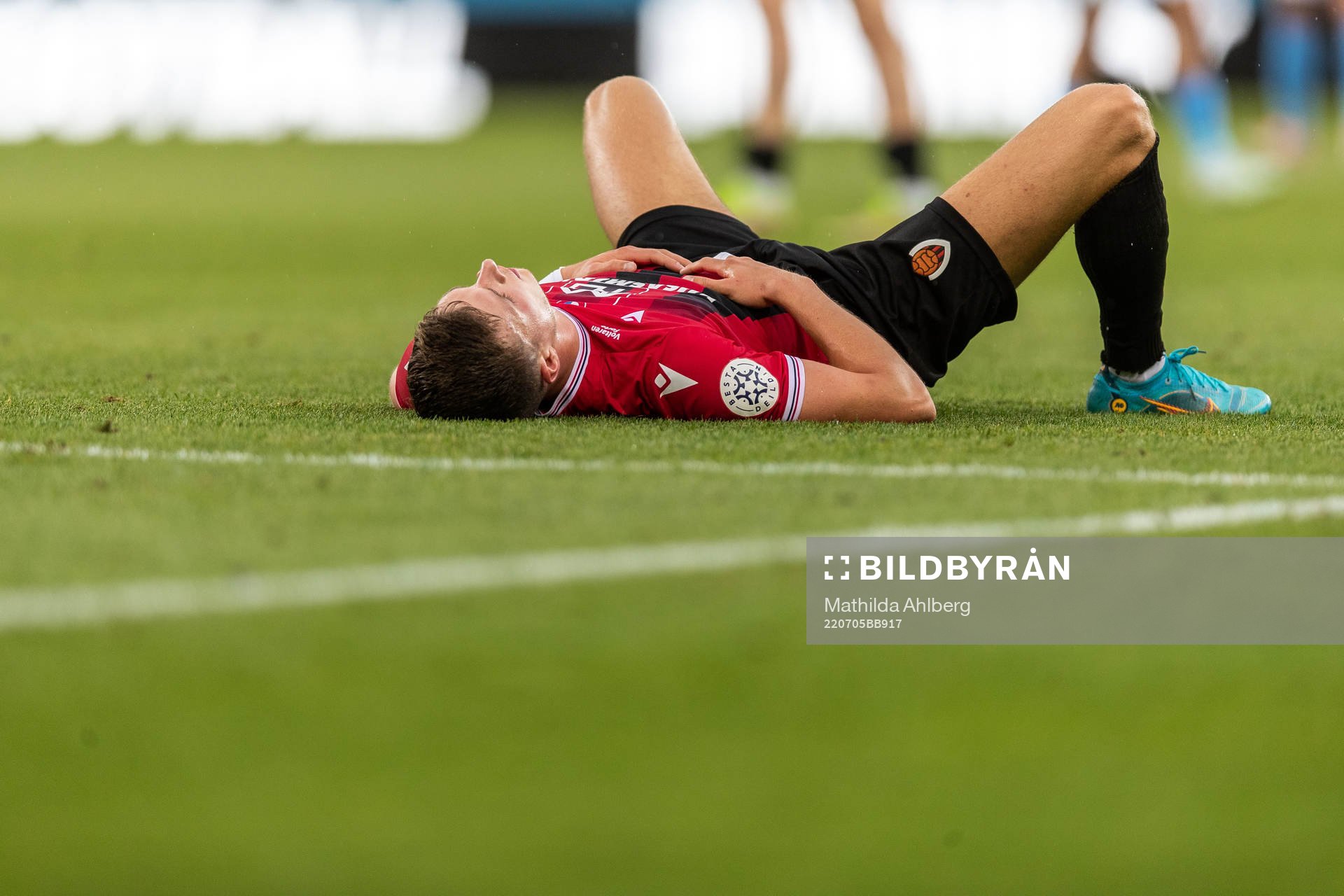 Karl Fridleifur Gunnarsson of Vikingur looks dejected