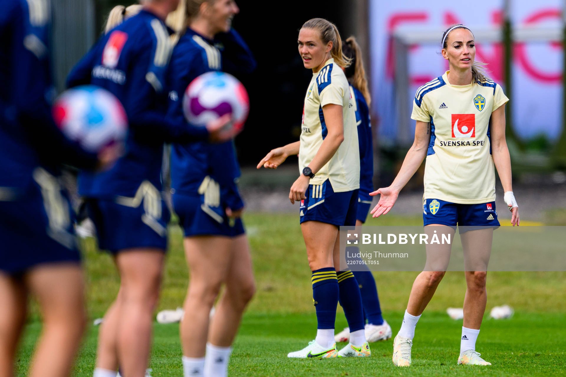 Magdalena Eriksson and Kosovare Asllani