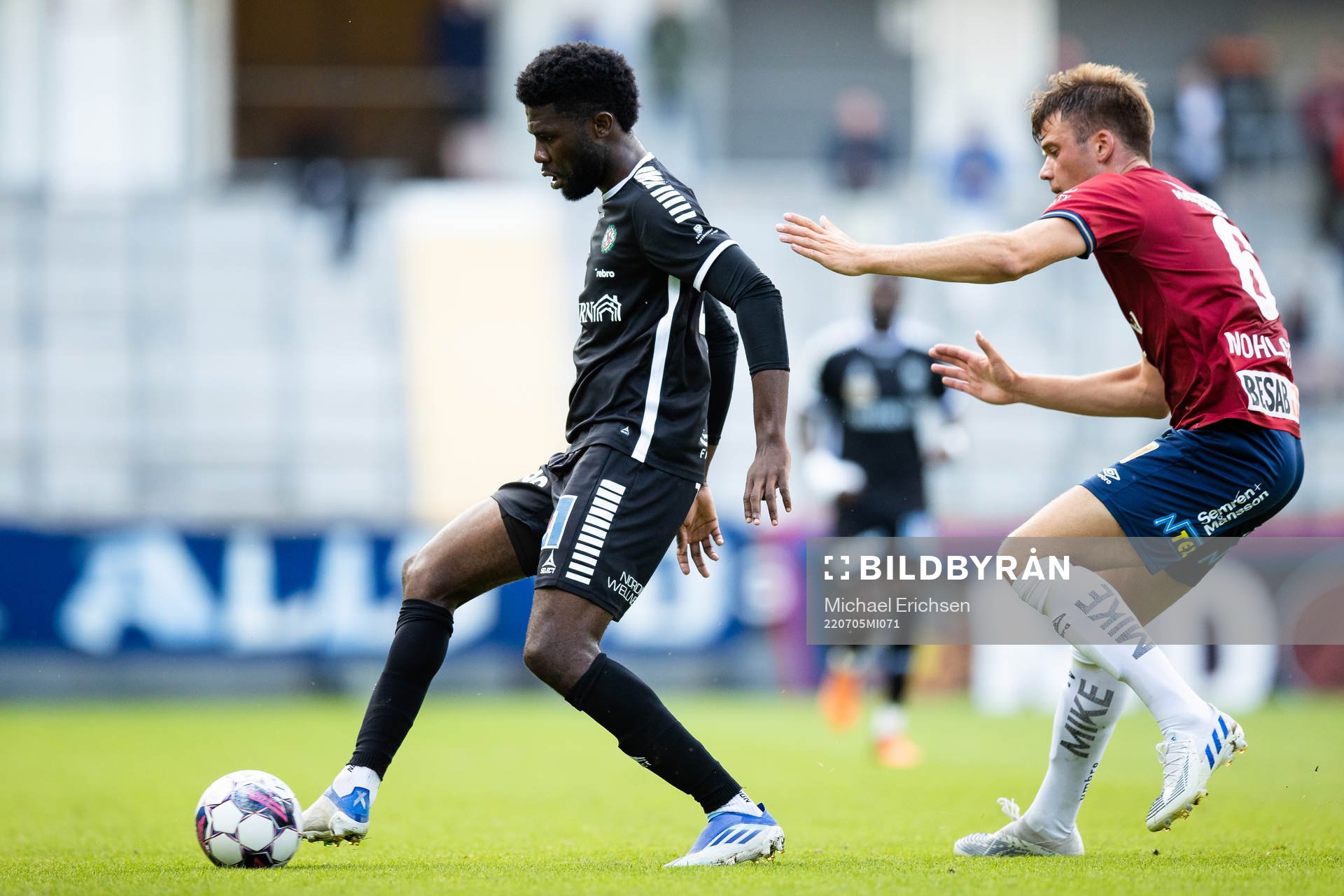 Victor Mpindi och Örgrytes Eric Nohlgren