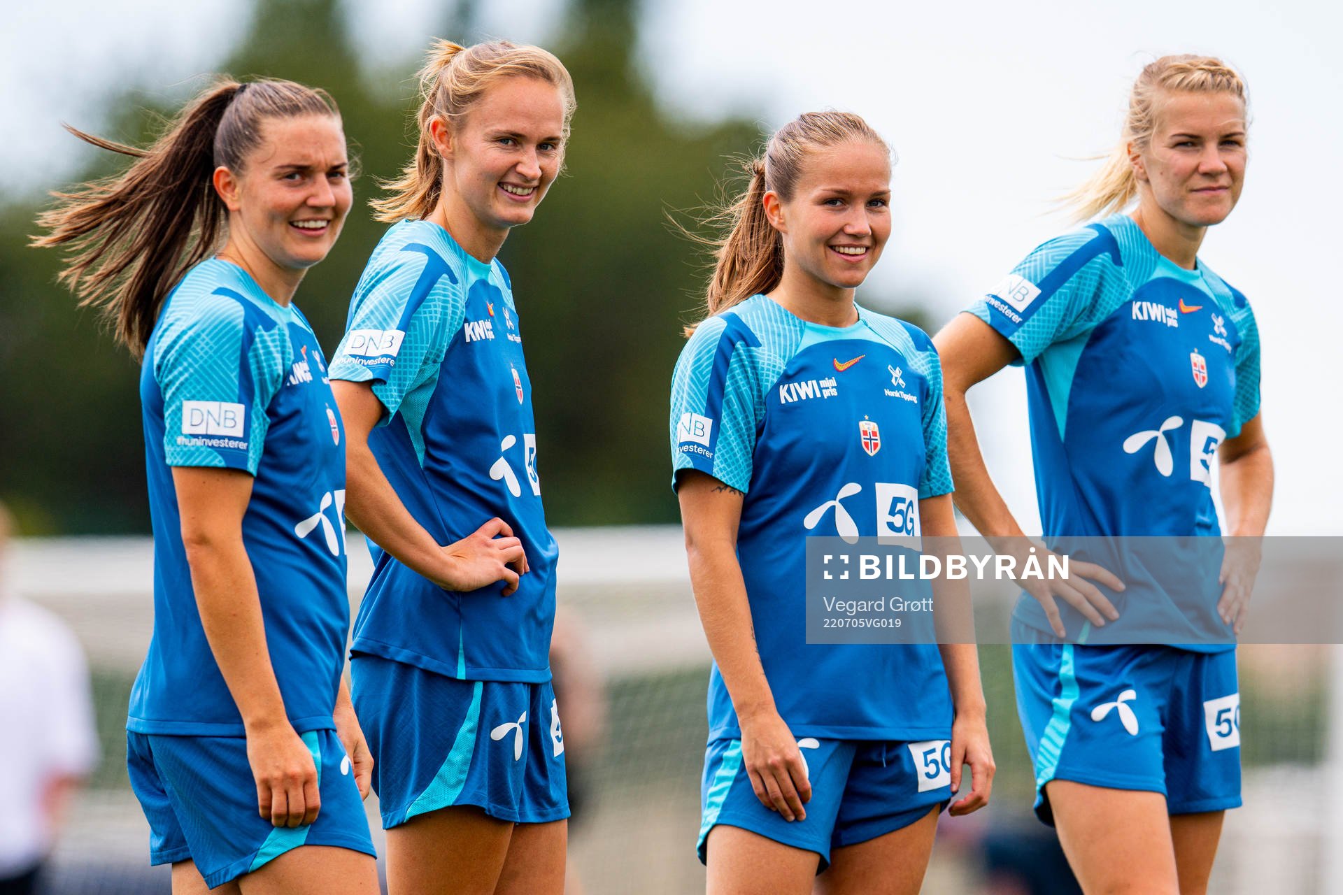 Vilde Bøe Risa, Caroline Graham Hansen, Guro Reiten and