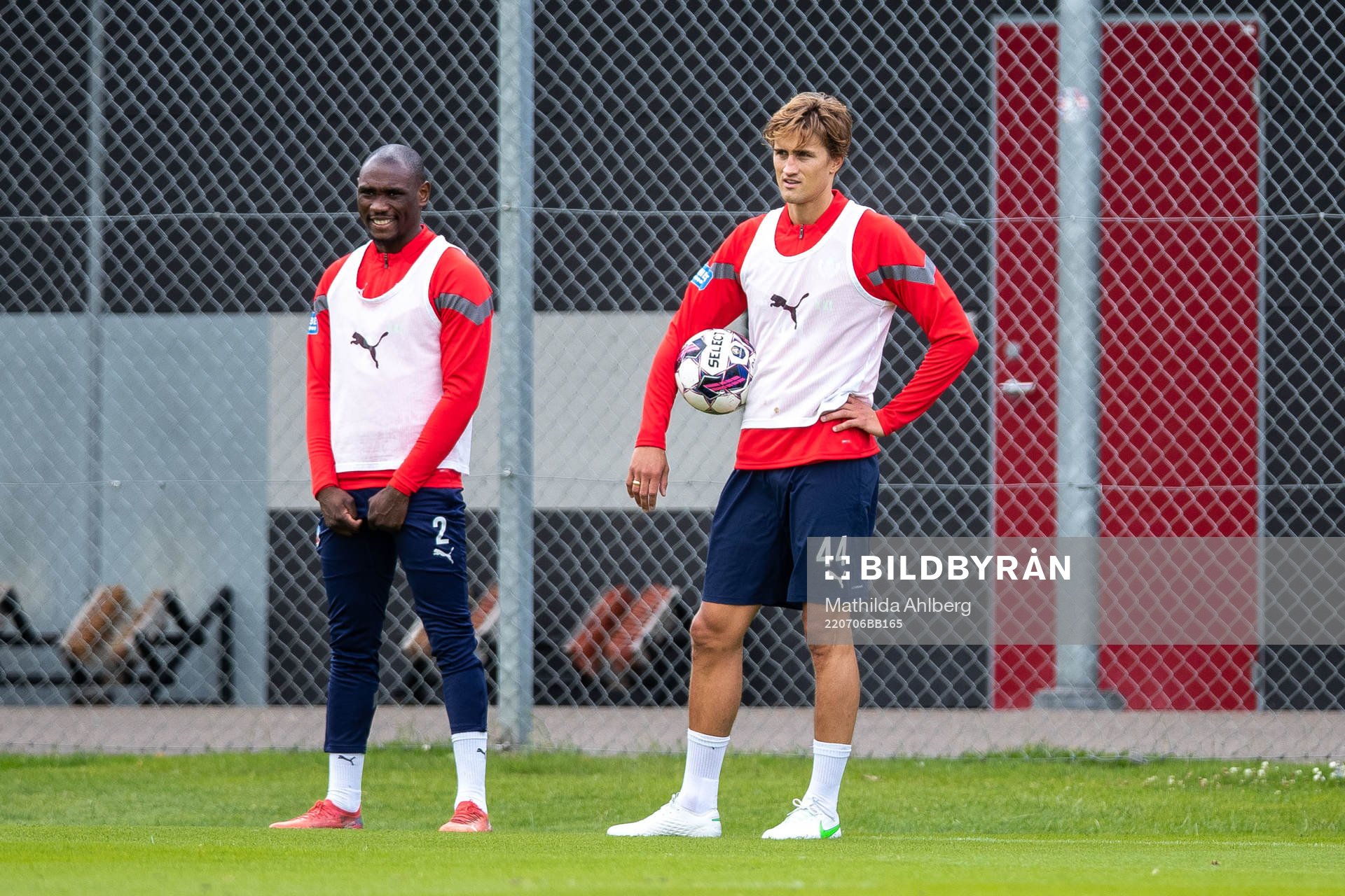 Ravy Tsouka-Dozi och Thomas Rogne