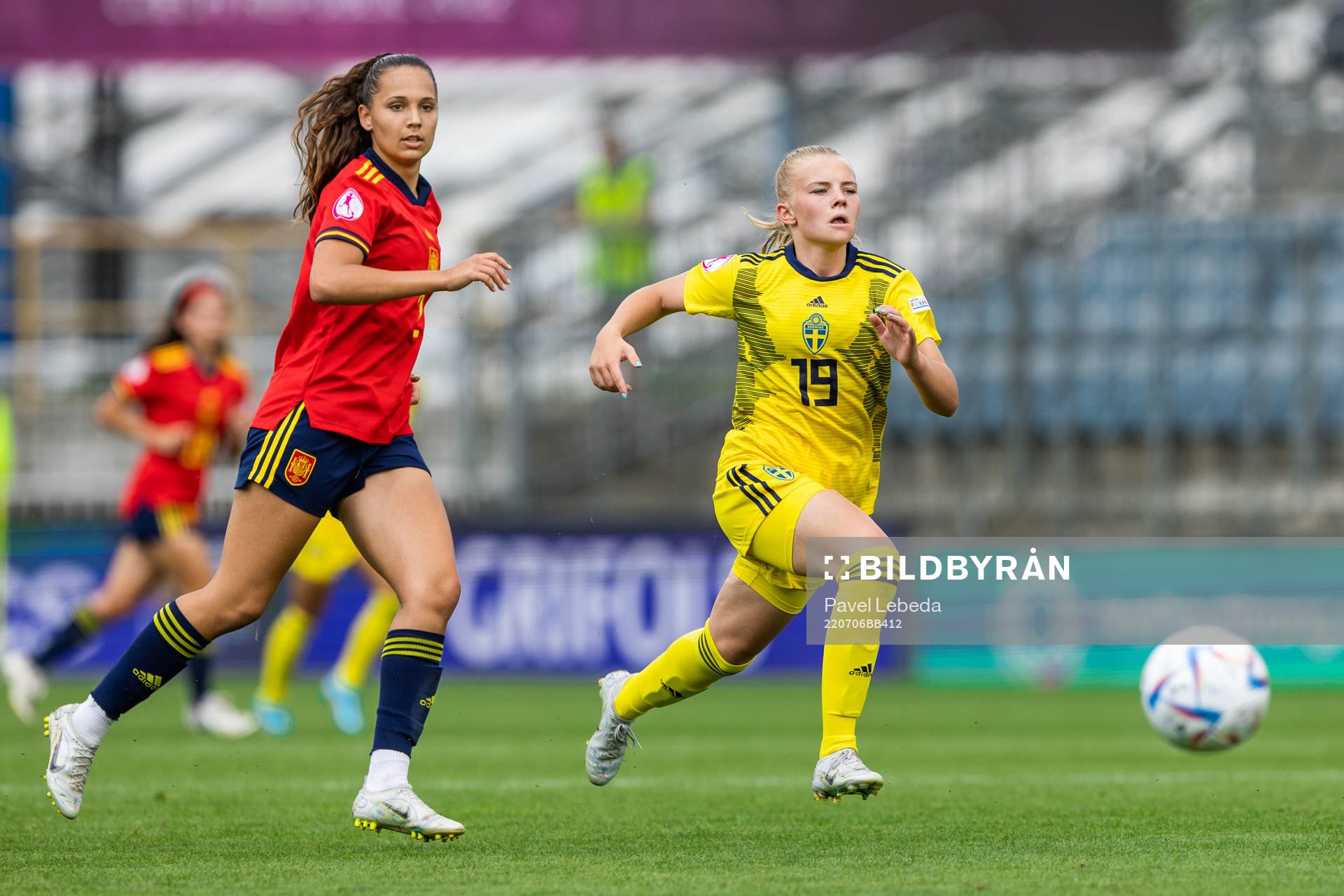 Matilda Nildén of Sweden and Martina Fernandez Vila of