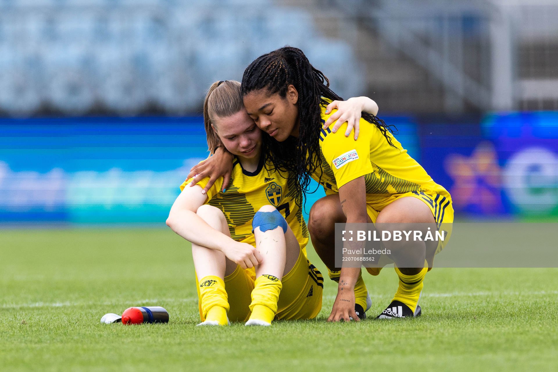 Bea Sprung and Evelina Duljan of Sweden  looks dejected