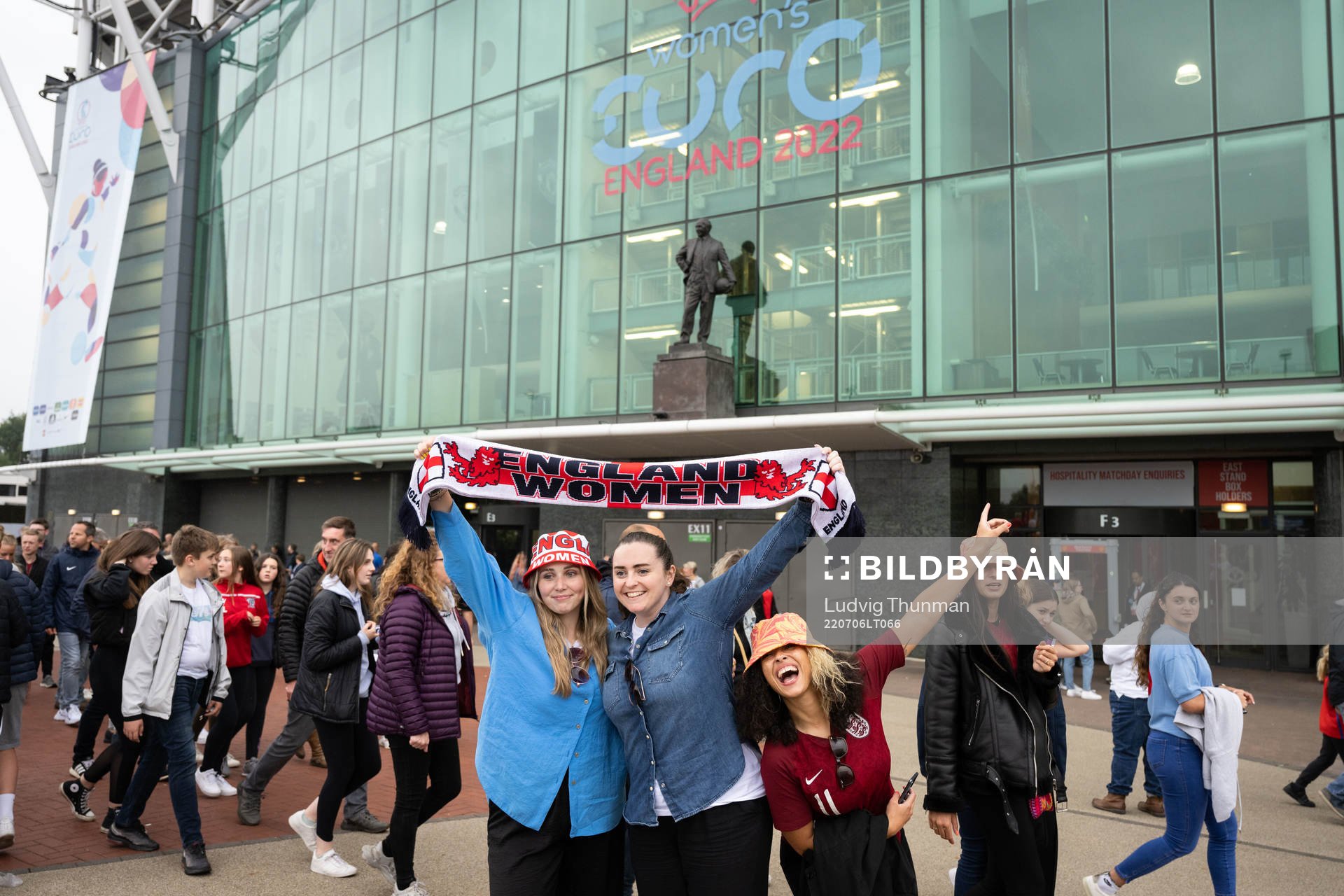 Spectators outside Old Trafford ahead of the UEFA Women's Euro 2022 group stage match between England and Austria on July 6, 2022 in Manchester.