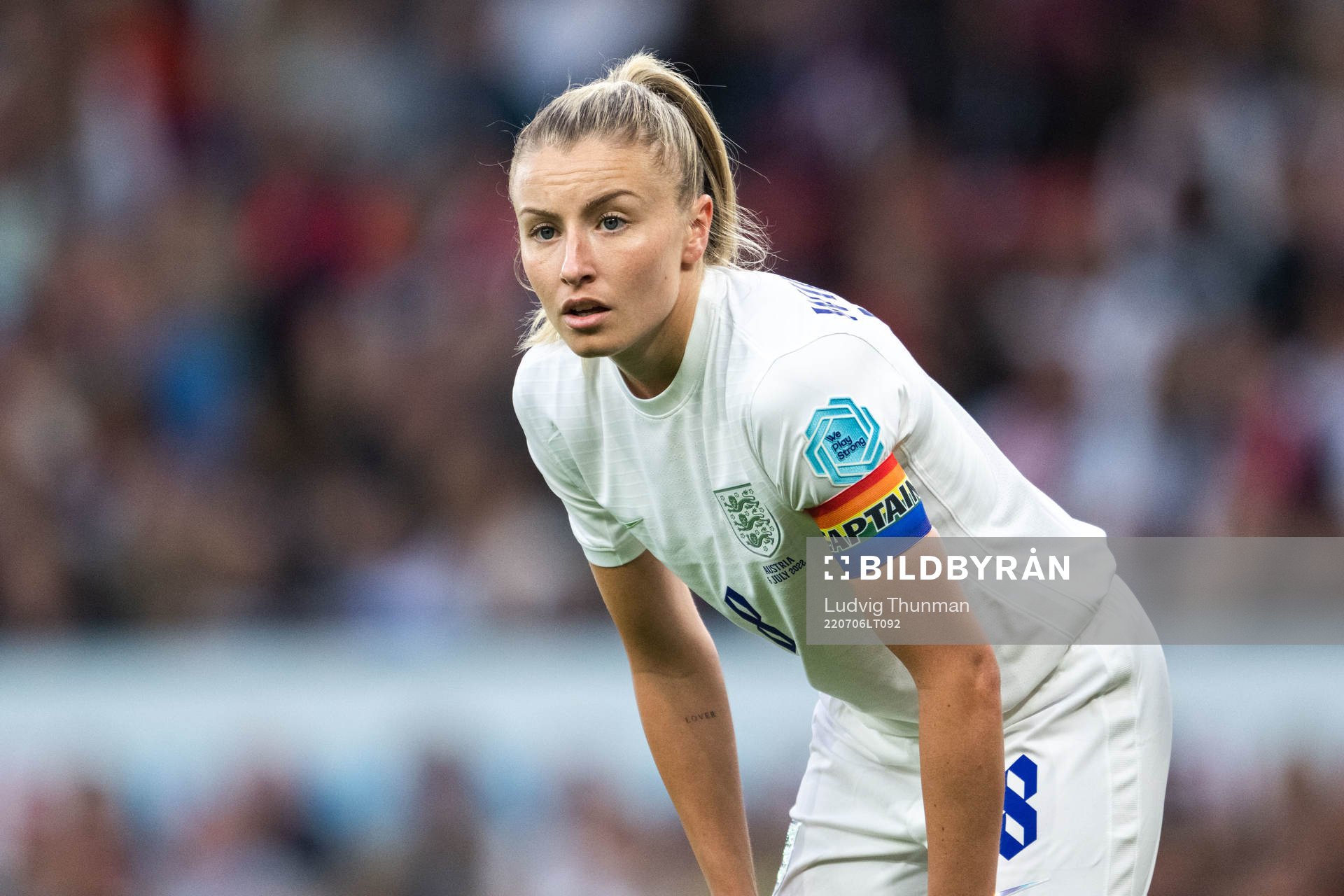 Leah Williamson of England