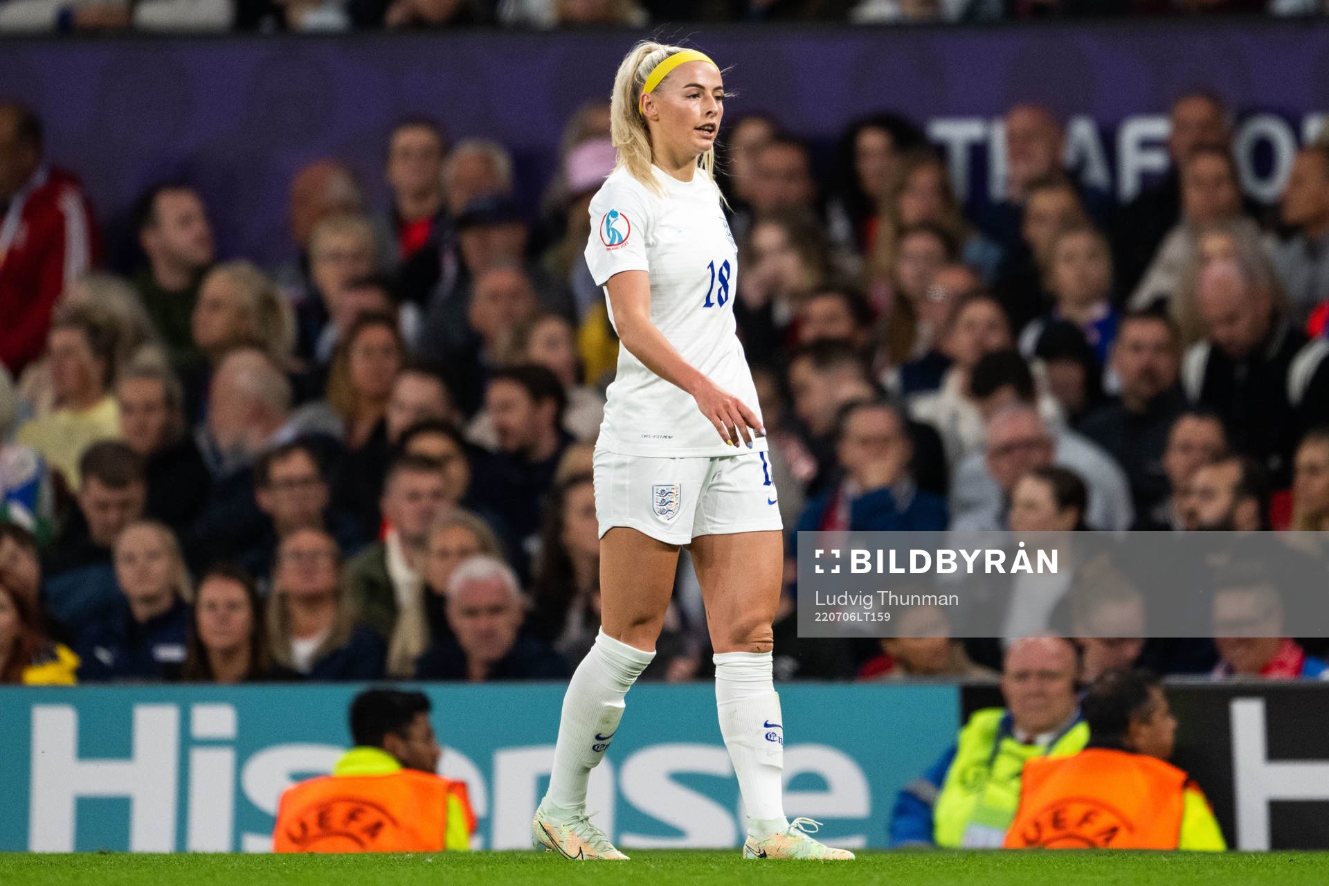 Chloe Kelly of England