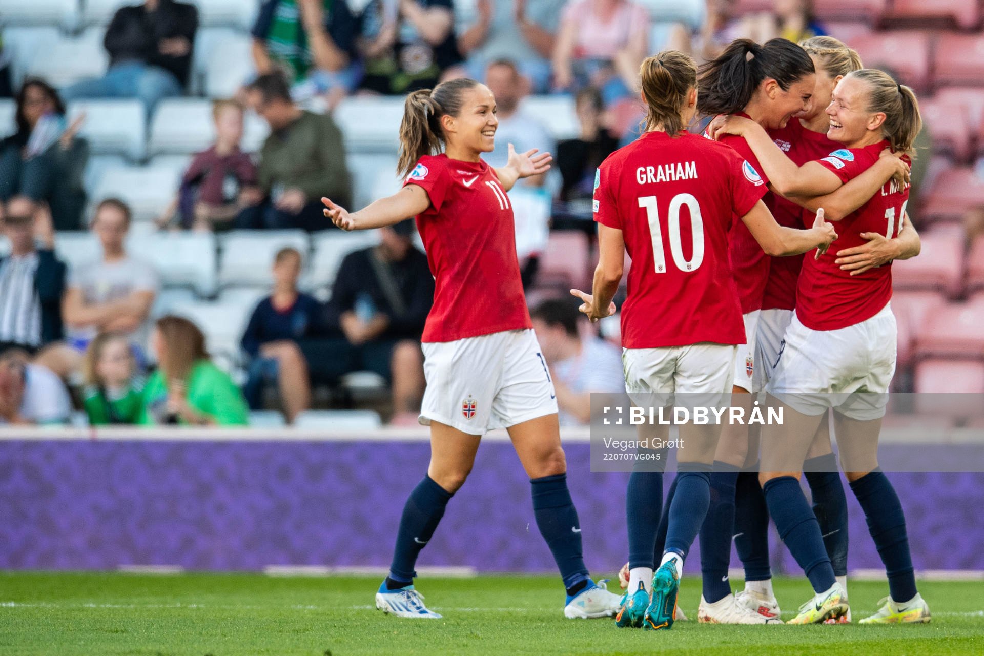Frida Maanum, Guro Reiten, Ada Hegerberg and Ingrid Syrstad