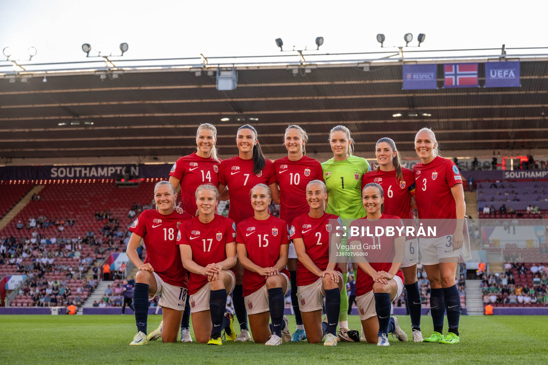 The starting eleven of Norway pose for a team photo