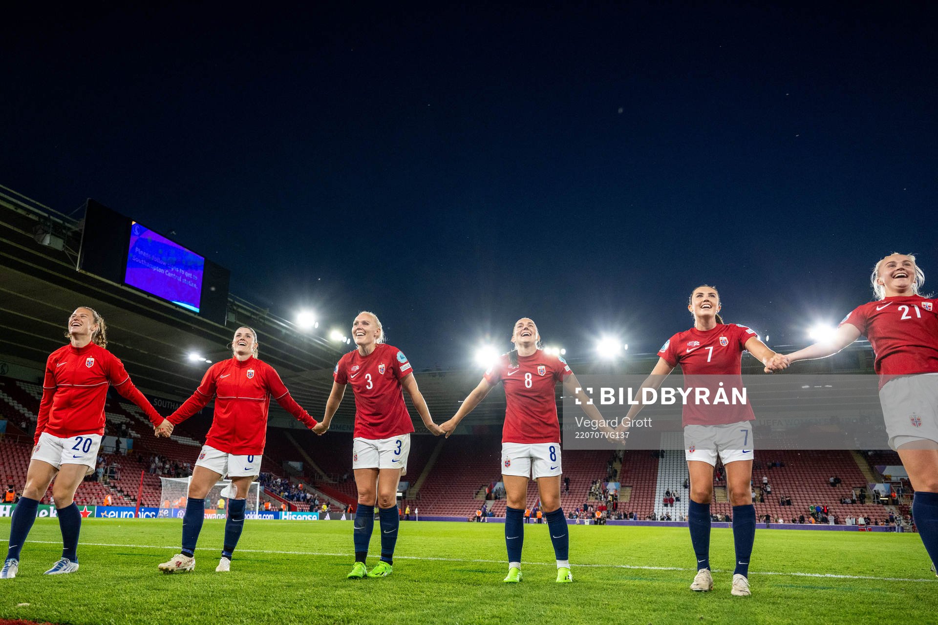 Synne Skinnes Hansen, Maren Mjelde, Maria Thorisdottir,