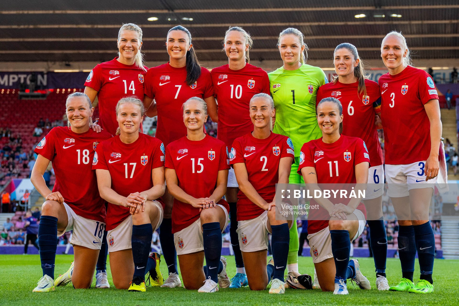 The starting eleven of Norway pose for a team photo