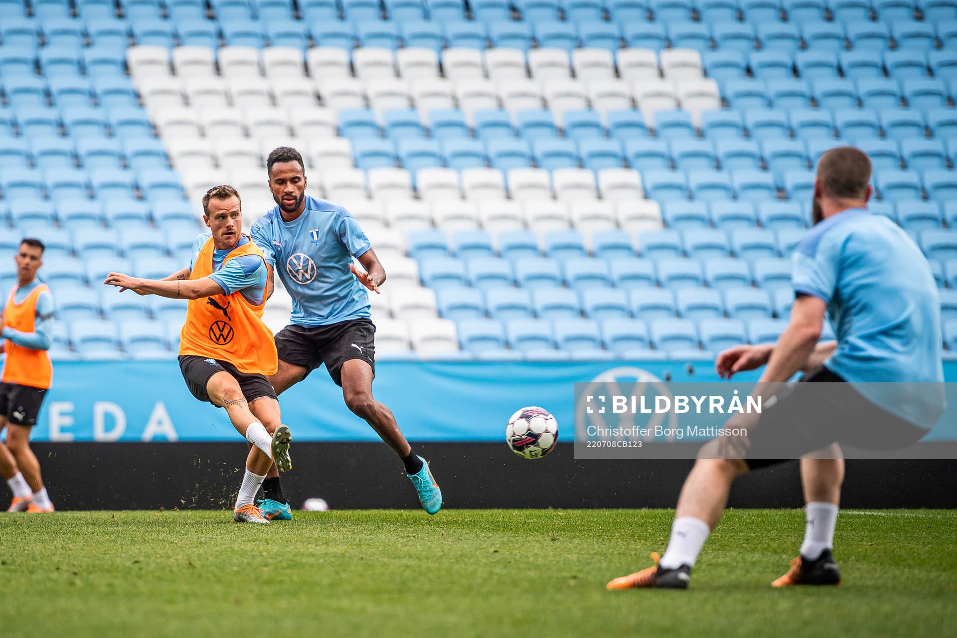 Eric Larsson och Isaac Kiese Thelin