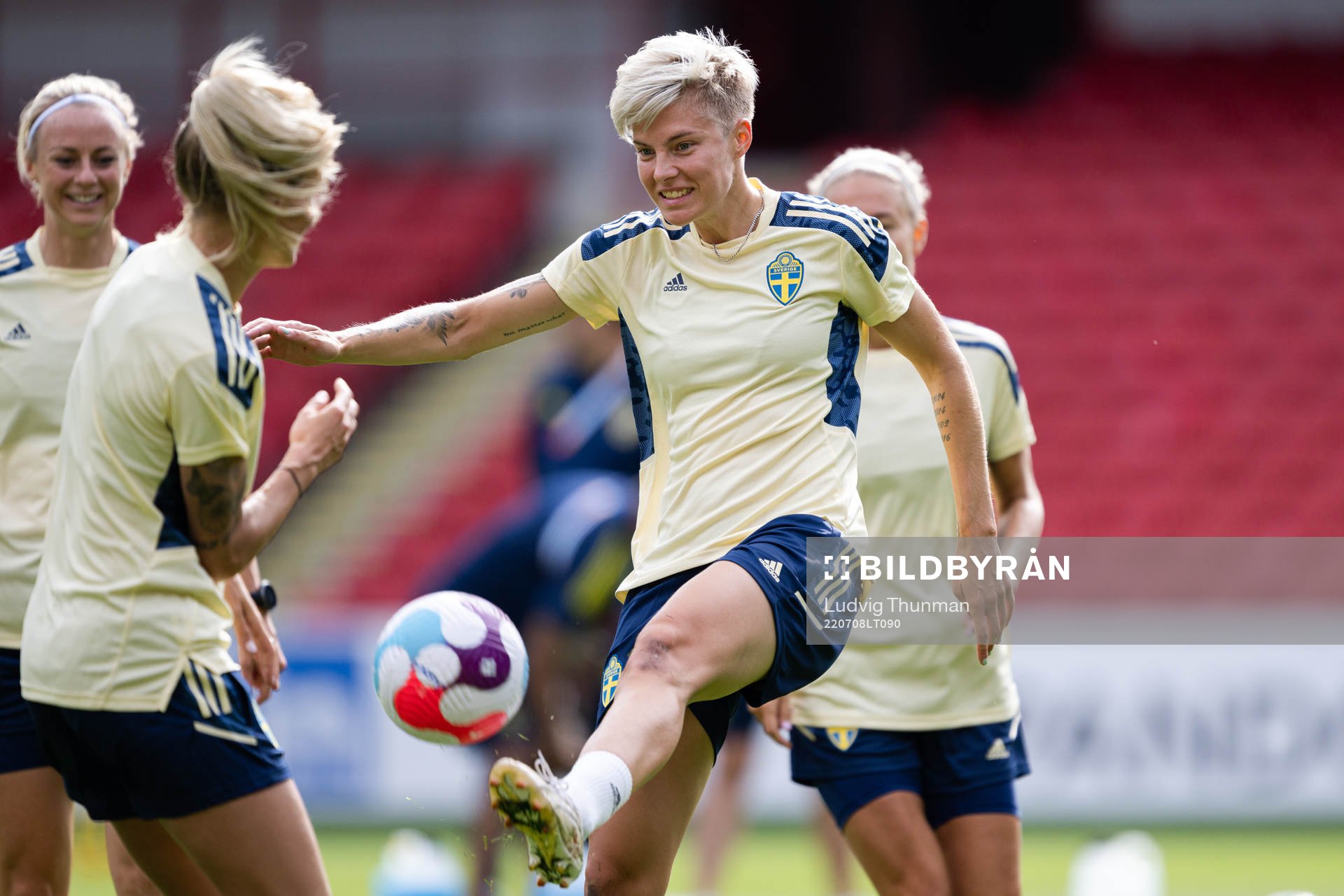 Lina Hurtig during a training session with the the women's Swedish national football team during the UEFA Women's Euro 2022 Championship on July 8, 2022 in Sheffield.