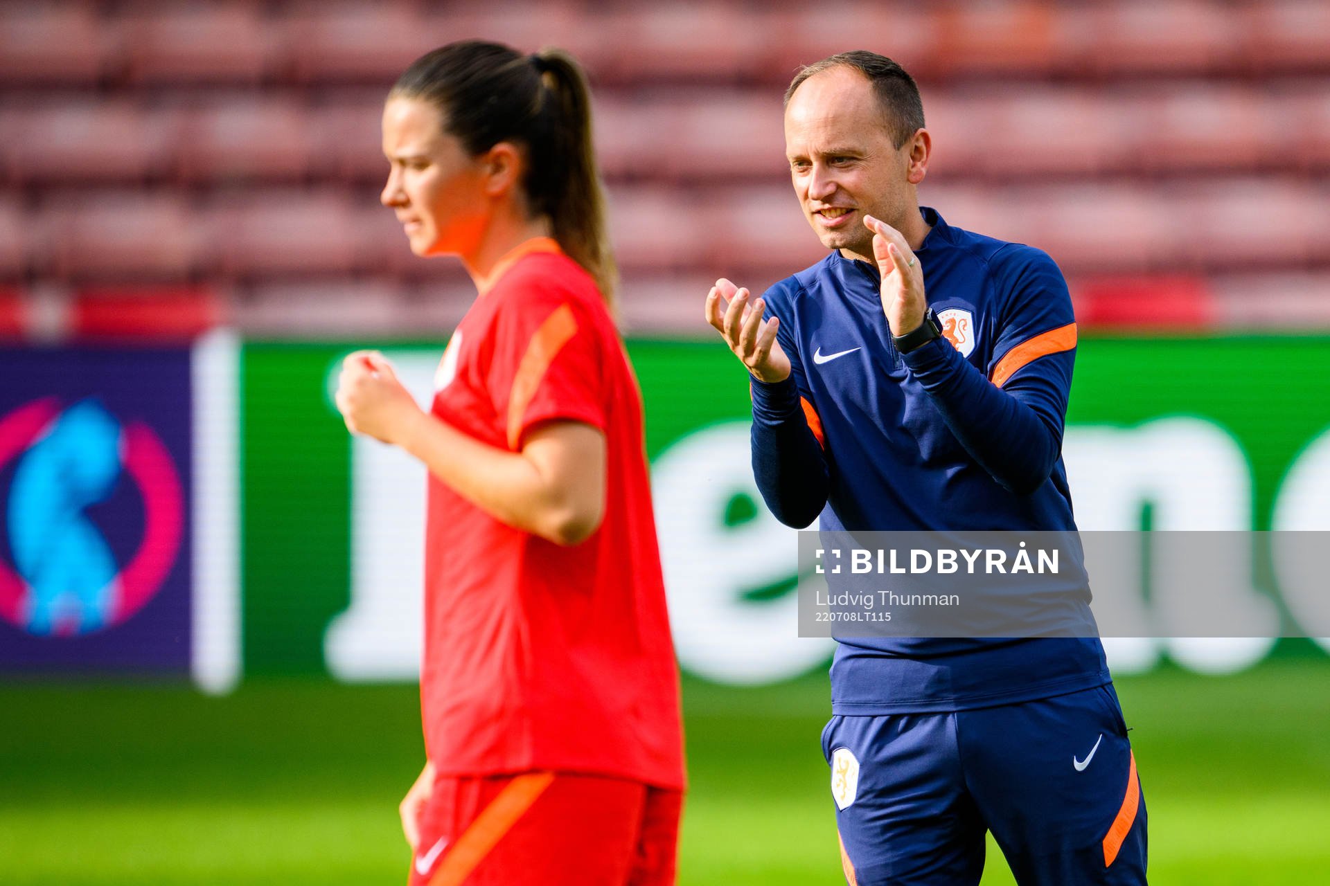 Mark Parsons, head coach during a training session with the Holland during the UEFA Women's Euro 2022 Championship on July 8, 2022 in Sheffield.