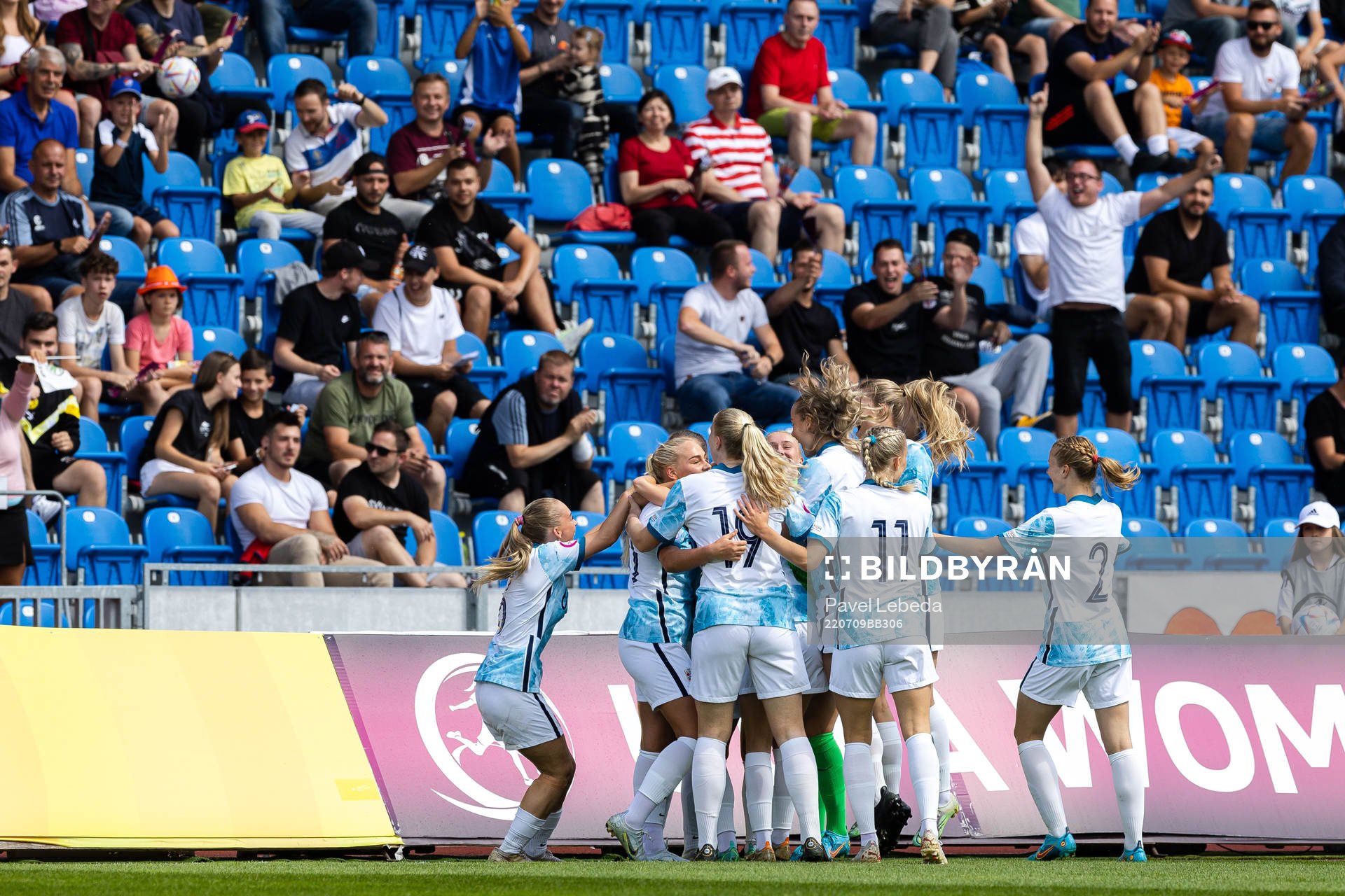 Players of Norway celebrate the 0-1 goal
