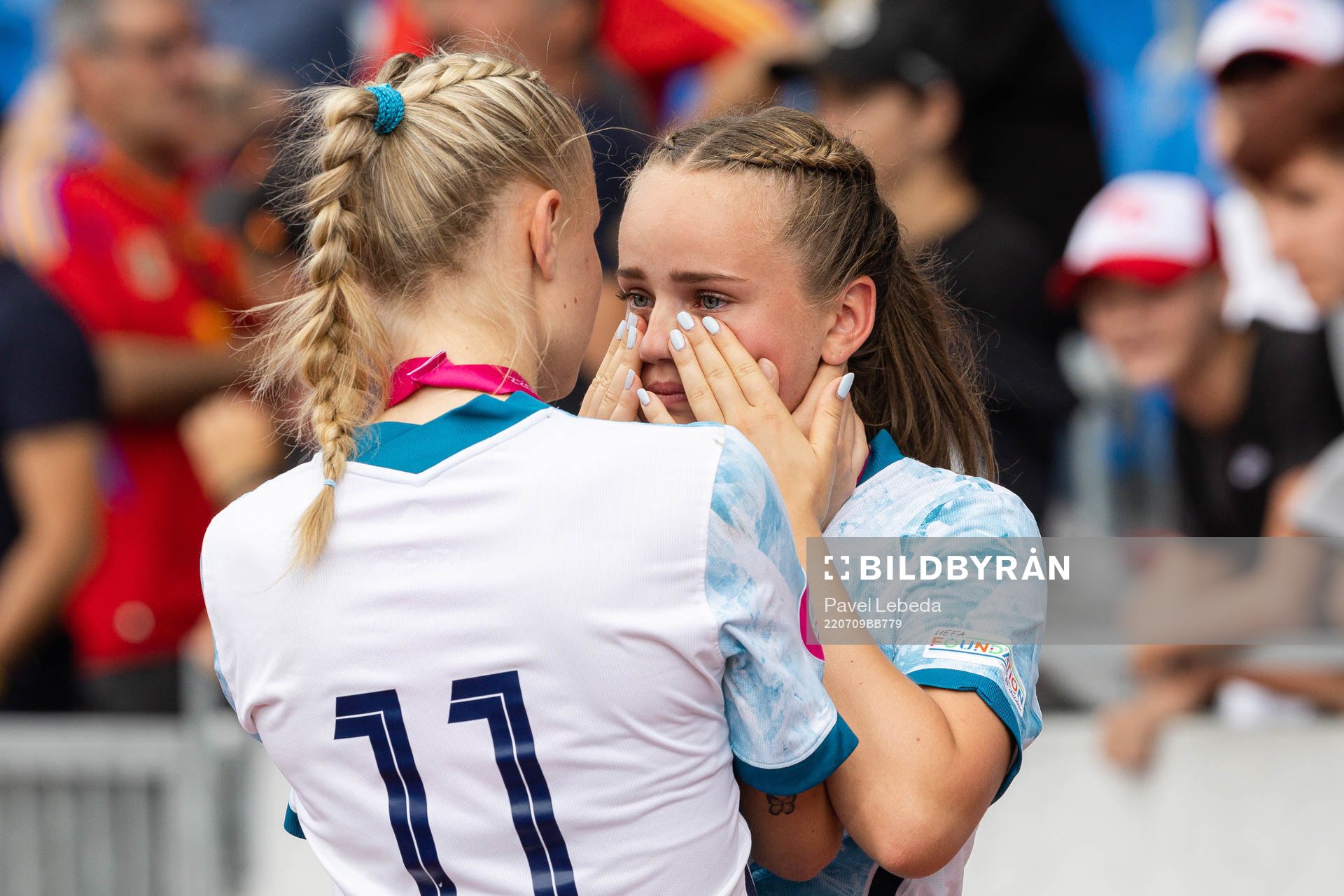 Thea Kyvåg and Selma Løvås of Norway look dejected