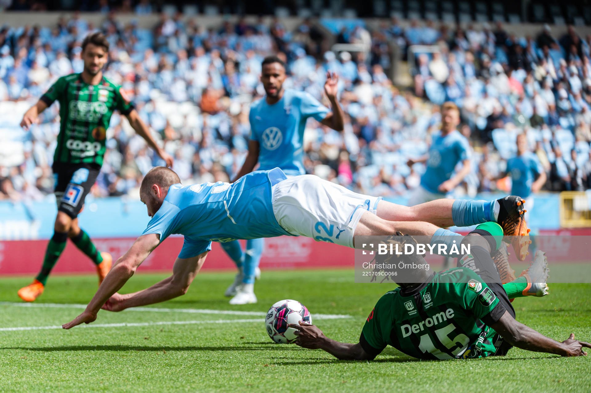Varbergs Gideon Mensah och Malmö FFs Jo Inge Berget