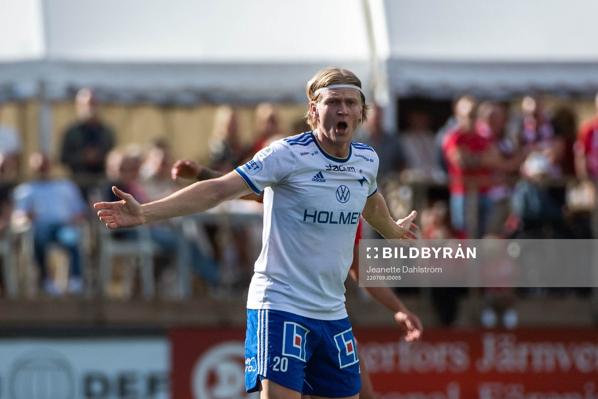 IFK Norrköpings Daniel Fritz Eid reagerar