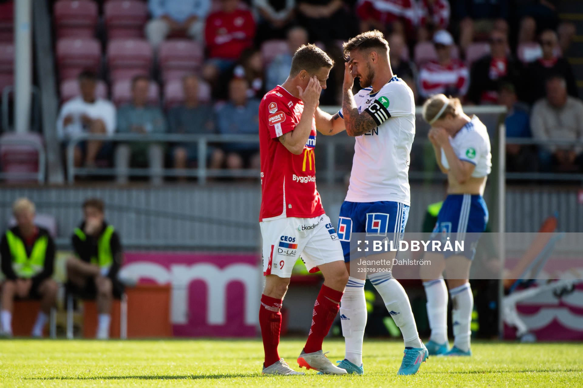 Degerfors Johan Bertilsson och IFK Norrköpings Linus