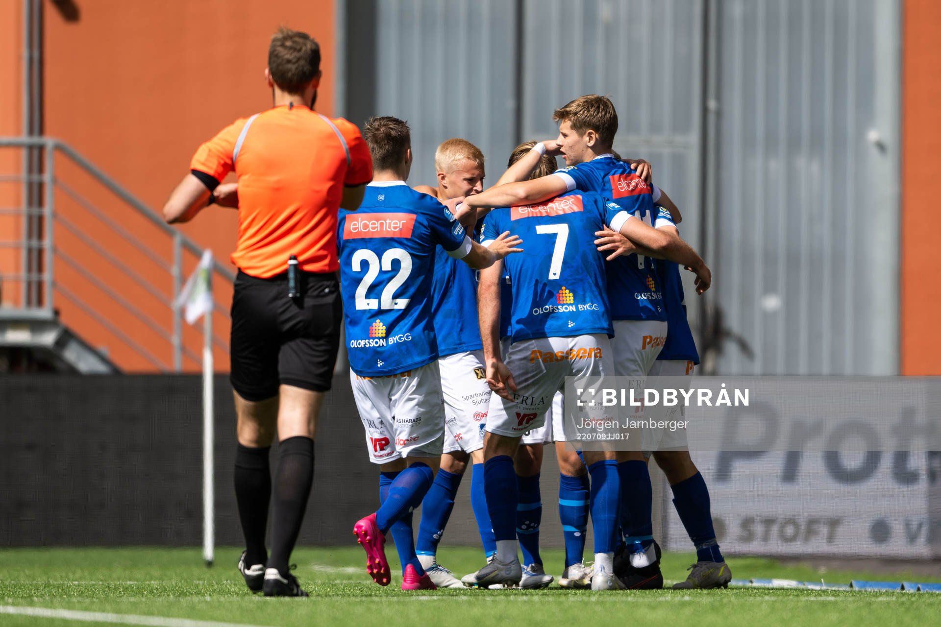 Norrbys spelare jublar