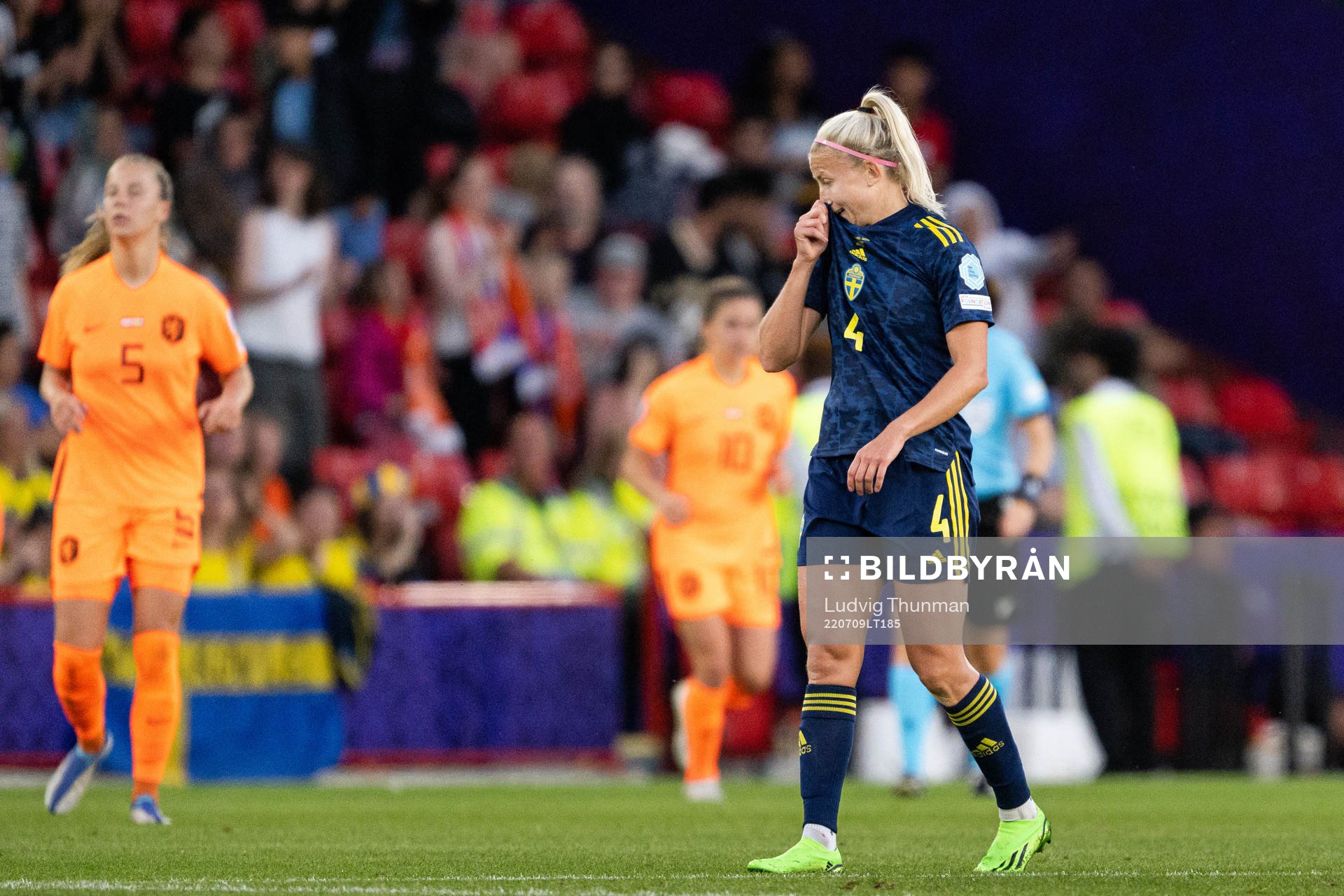Hanna Glas of Sweden looks dejected