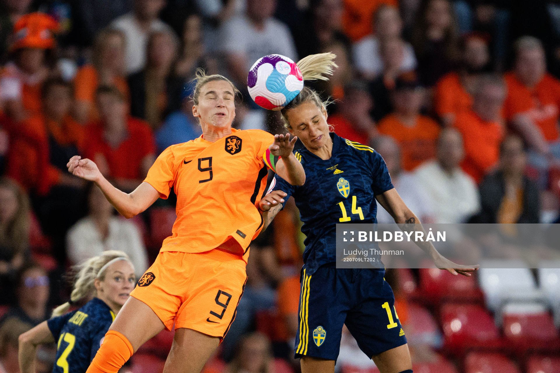Anna Miedema of Netherlands and Nathalie Björn of Sweden