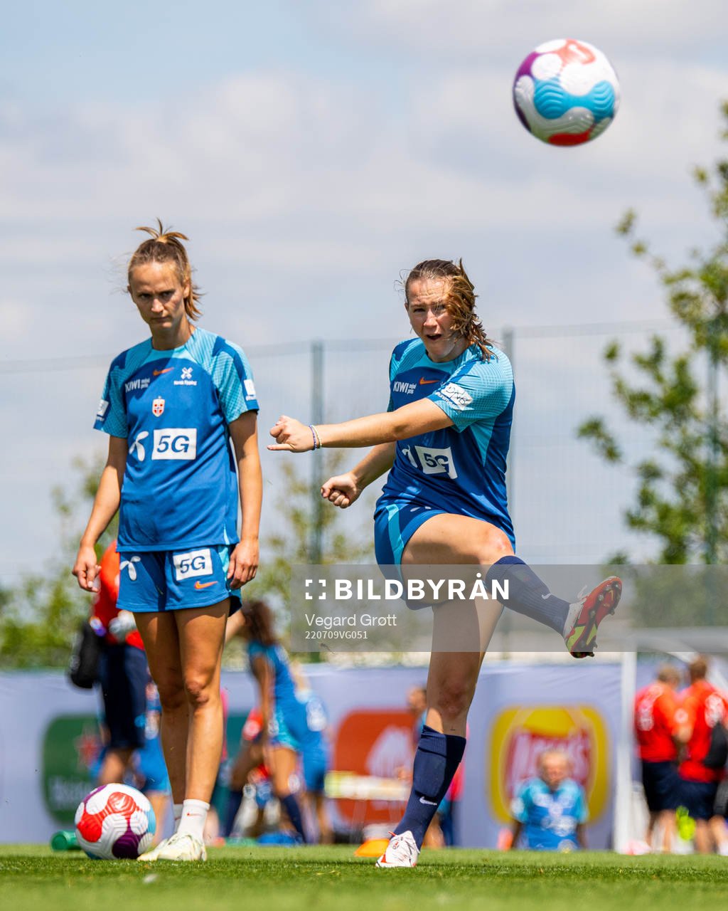Caroline Graham Hansen and Elisabeth Terland of the