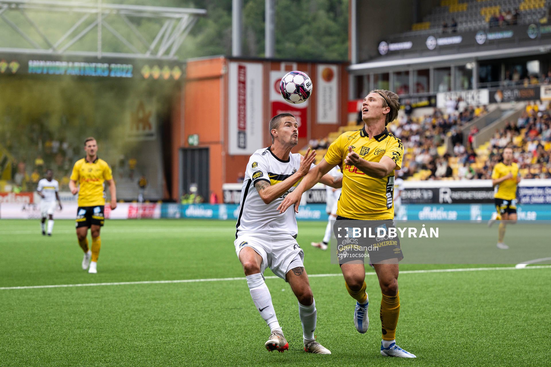 AIKs Mikael Lustig och Elfsborgs Oliver Zanden