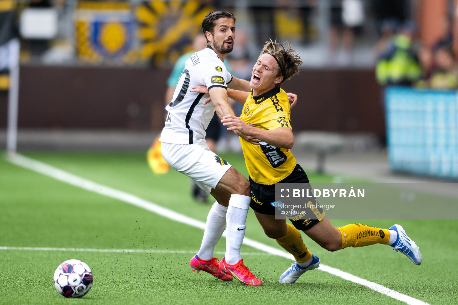 AIKs Zachary Elbouzedi och Elfsborgs Oliver Zanden