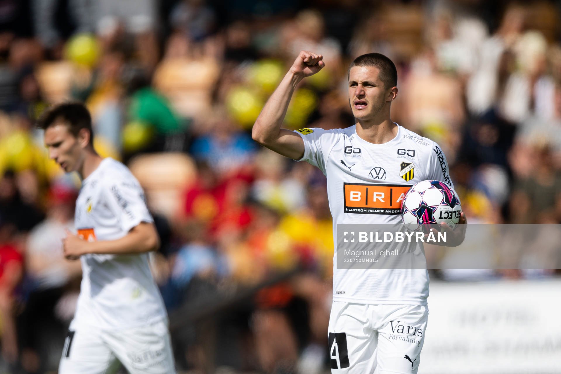 Häckens Leo Bengtsson jublar