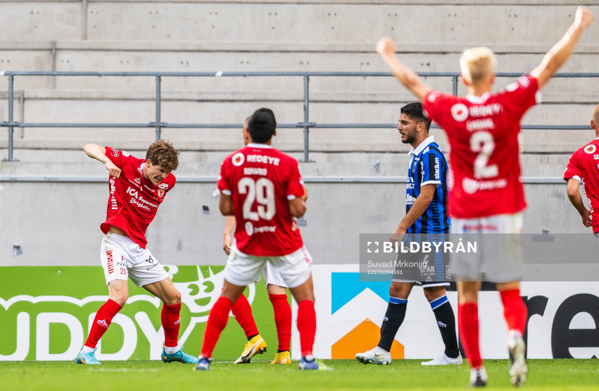 Kalmars Oliver Berg jublar