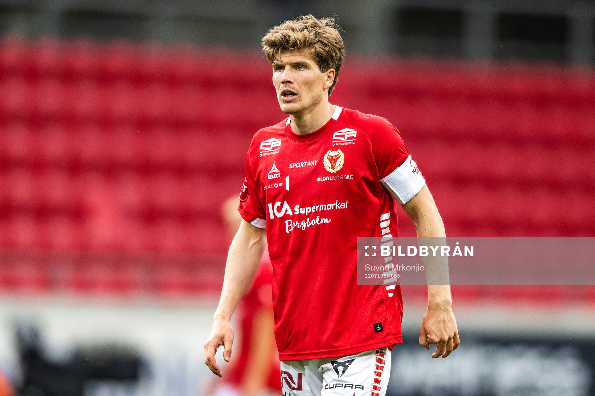 Kalmars Oliver Berg under fotbollsmatchen i Allsvenskan mellan Kalmar och Sirius den 10 juli 2022 i Kalmar. 