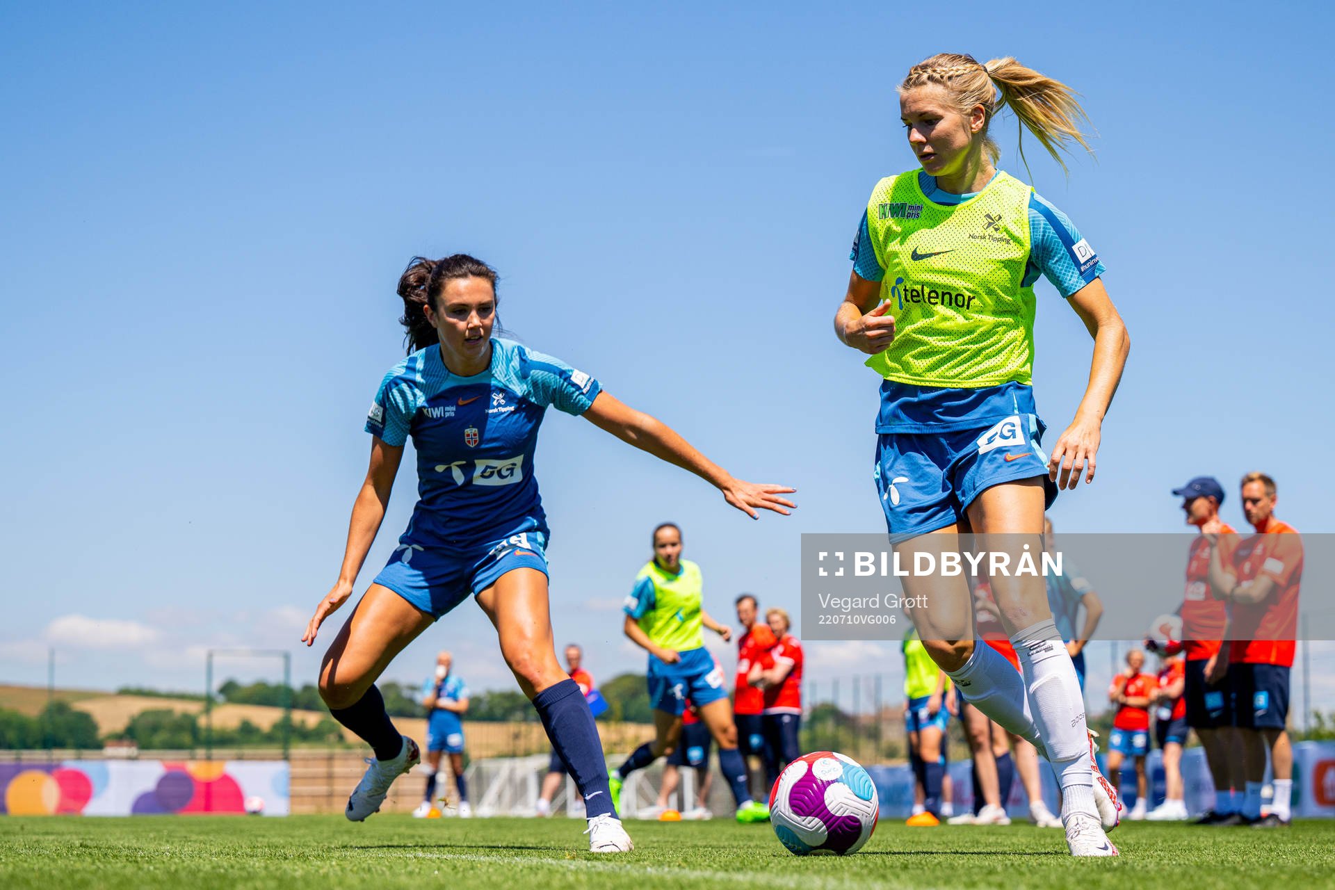 Ingrid Syrstad Engen and Ada Hegerberg of the Norwegian