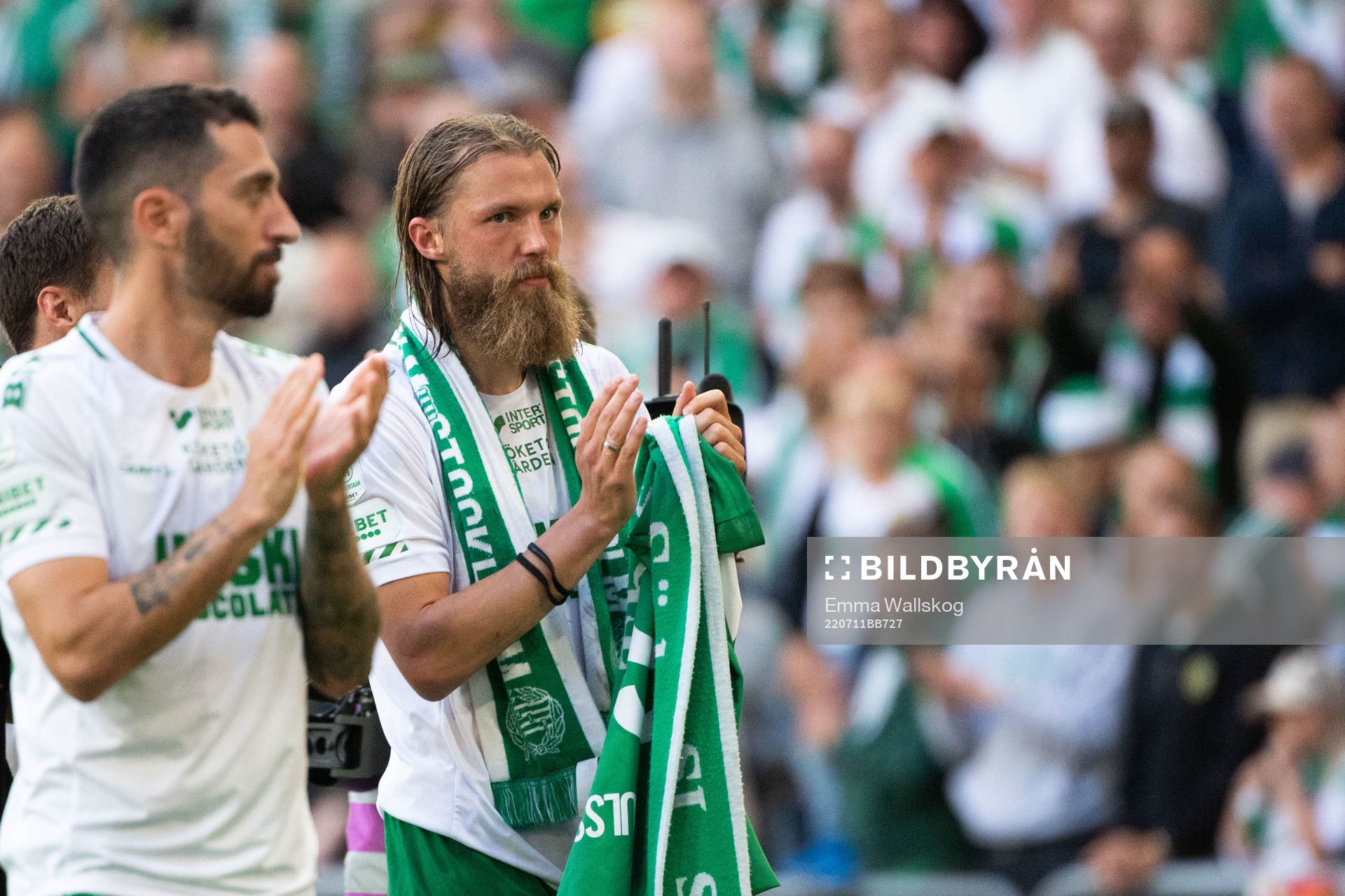 Hammarbys Bjørn Paulsen tackas av