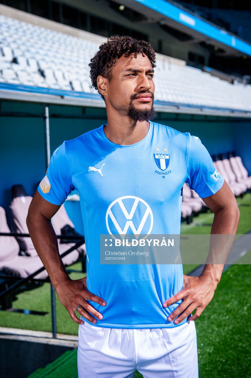 Malmö FF presenterar Joseph Ceesay som ny spelare