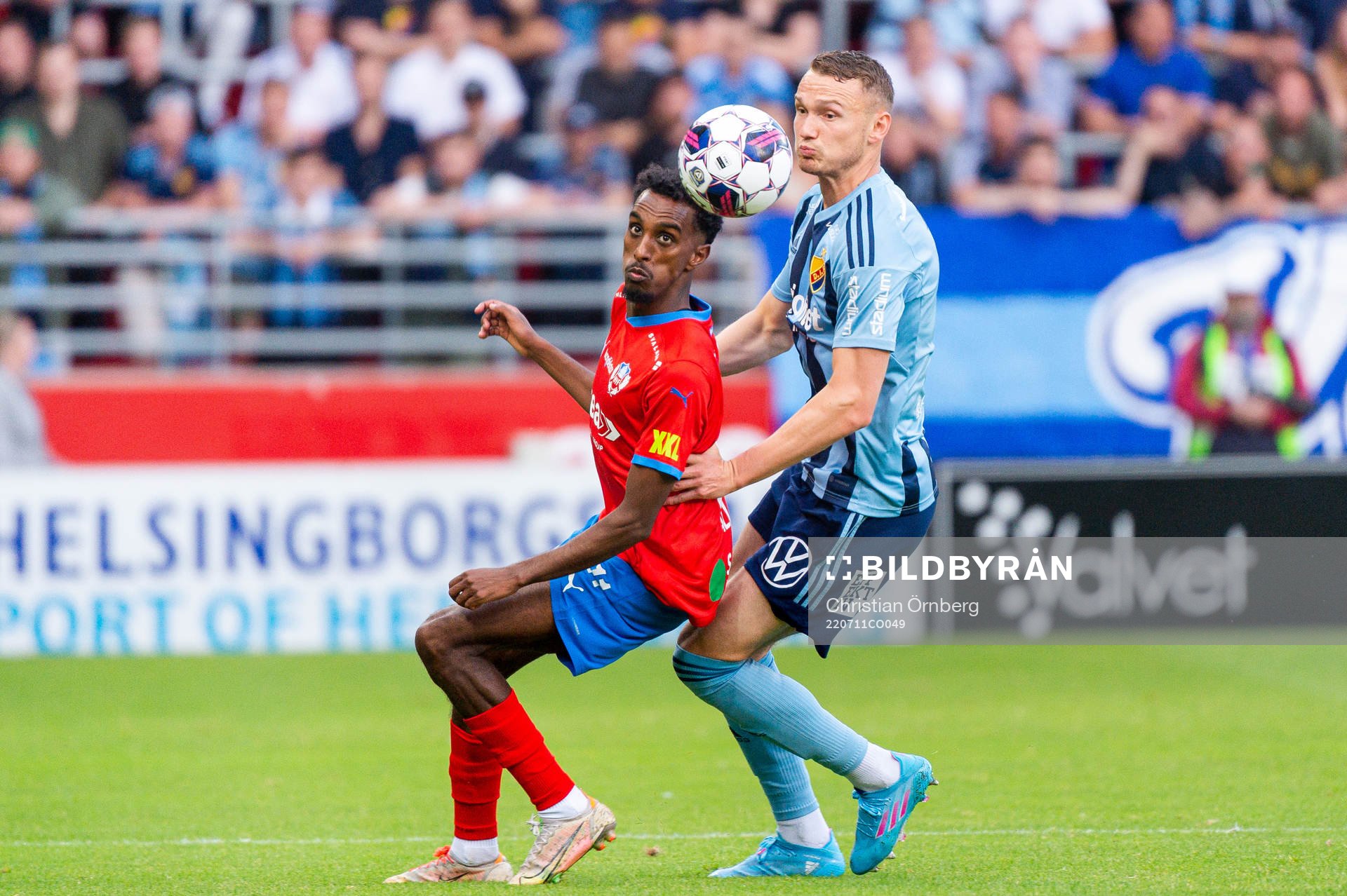 Helsingborgs Taha Ali och Djurgårdens Piotr Johansson