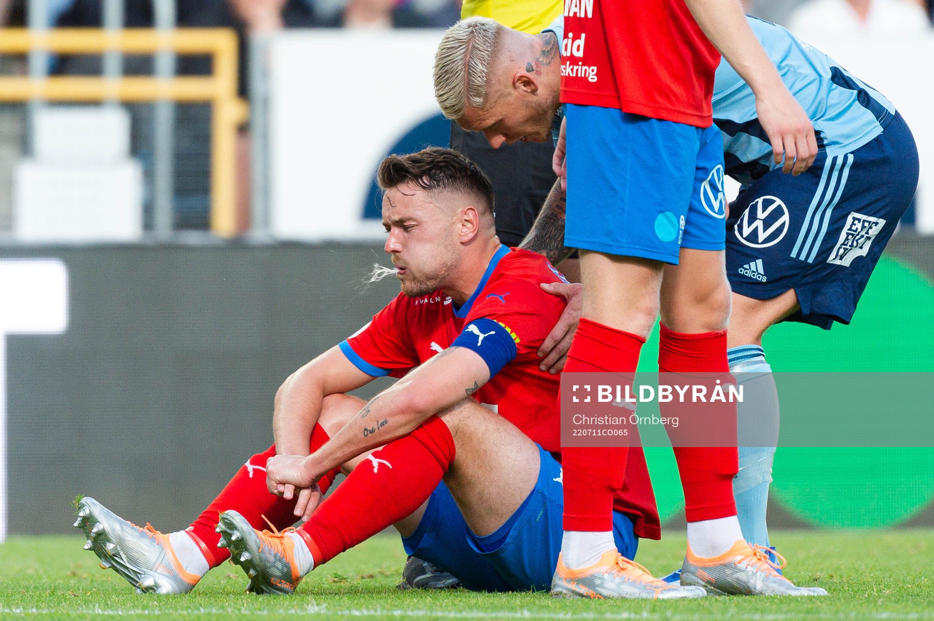Helsingborgs Viljormur Davidsen har ont
