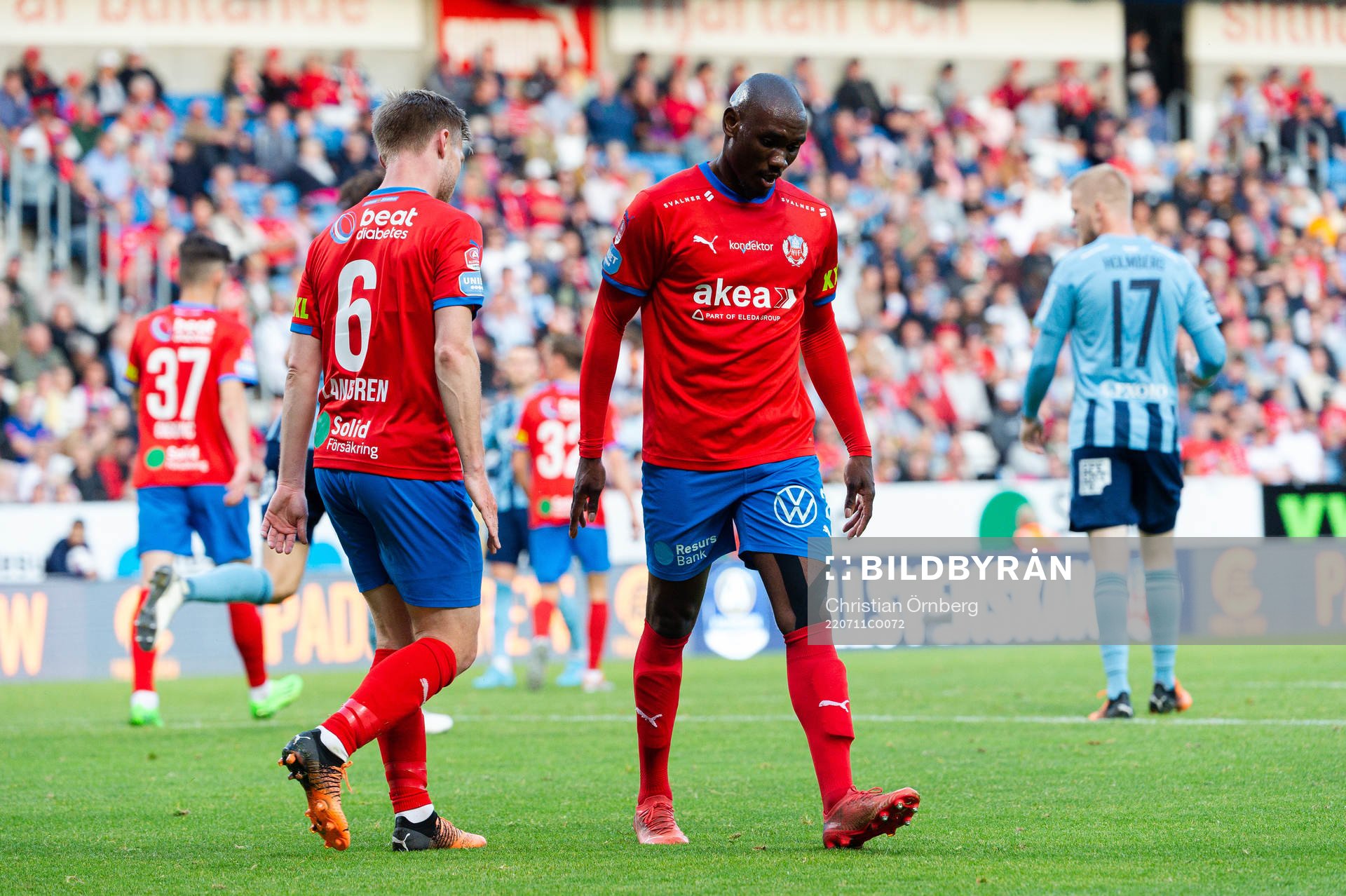 Helsingborgs Andreas Landgren och Ravy Tsouka-Dozi deppar