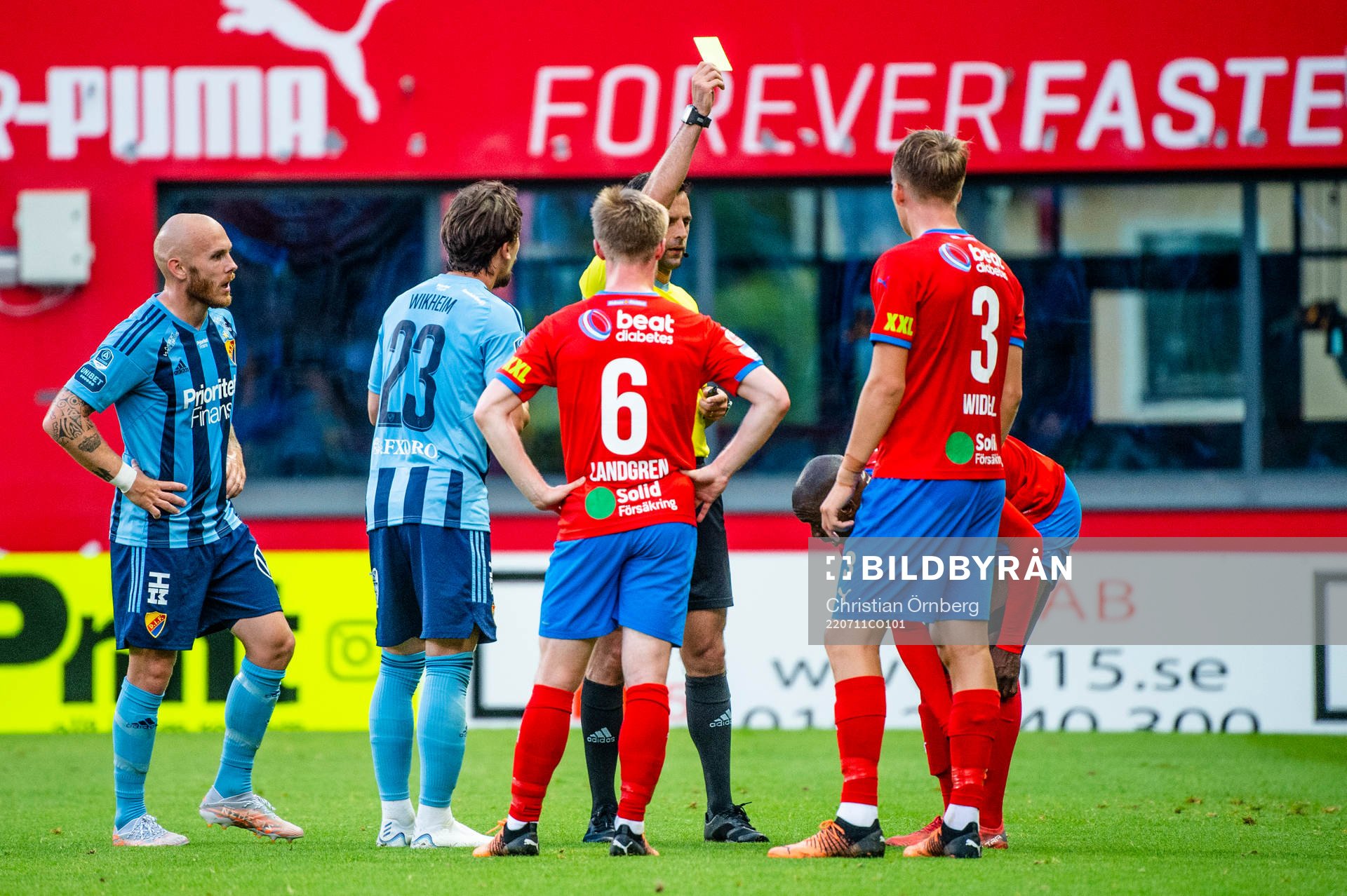 Djurgårdens Gustav Wikheim och Helsingborgs Ravy