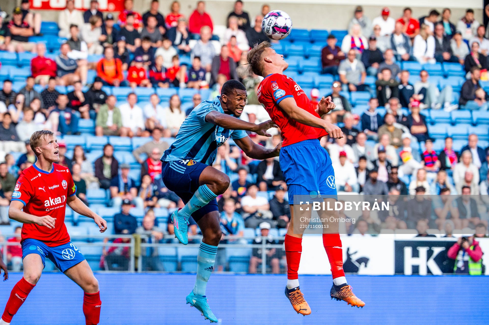 Djurgårdens Isak Hien mot Helsingborgs Casper Widell