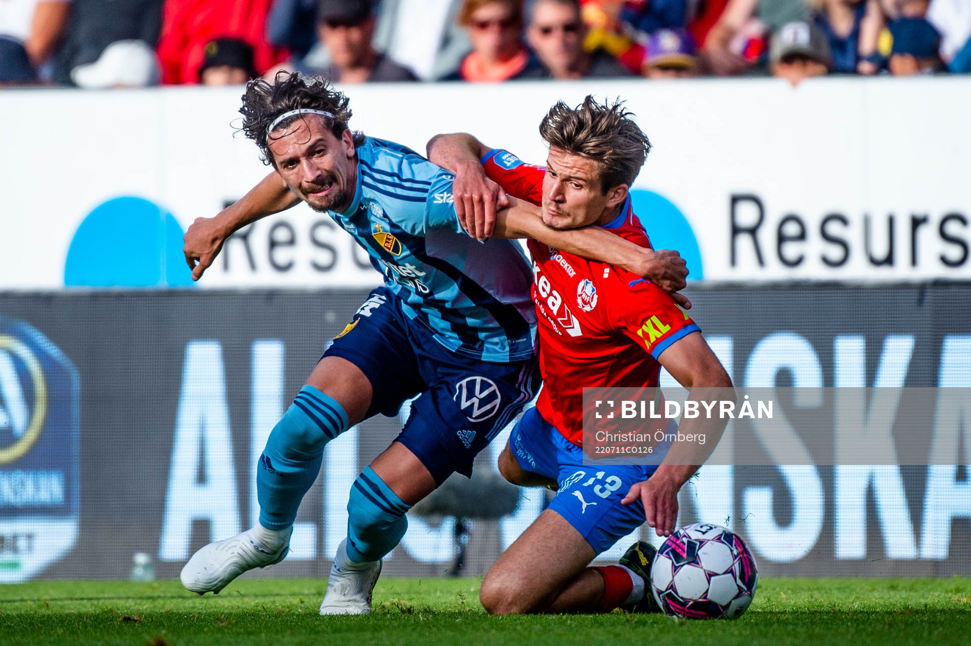 Djurgårdens Gustav Wikheim mot Helsingborgs Wilhelm Loeper