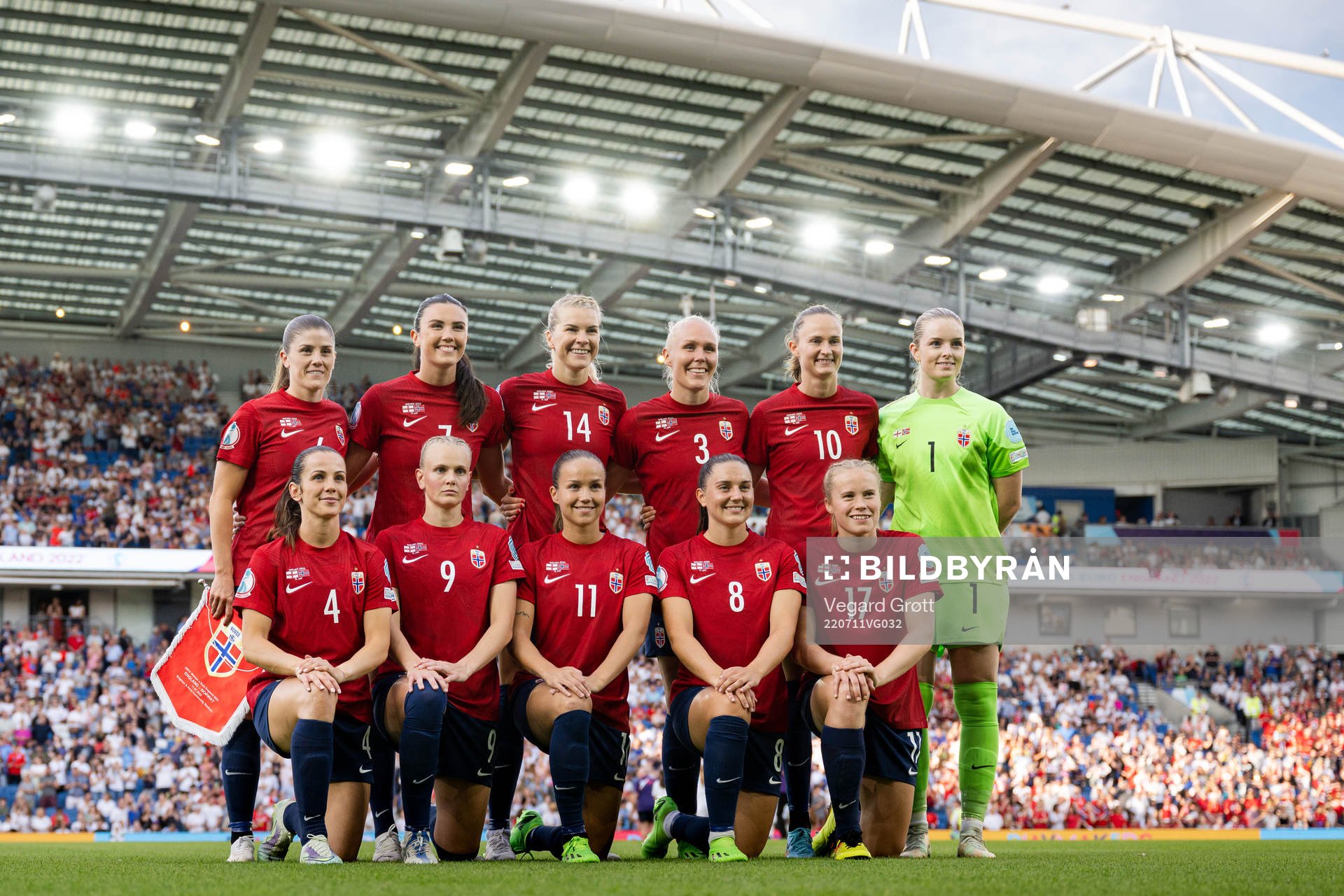 The starting eleven of Norway pose for a team photo