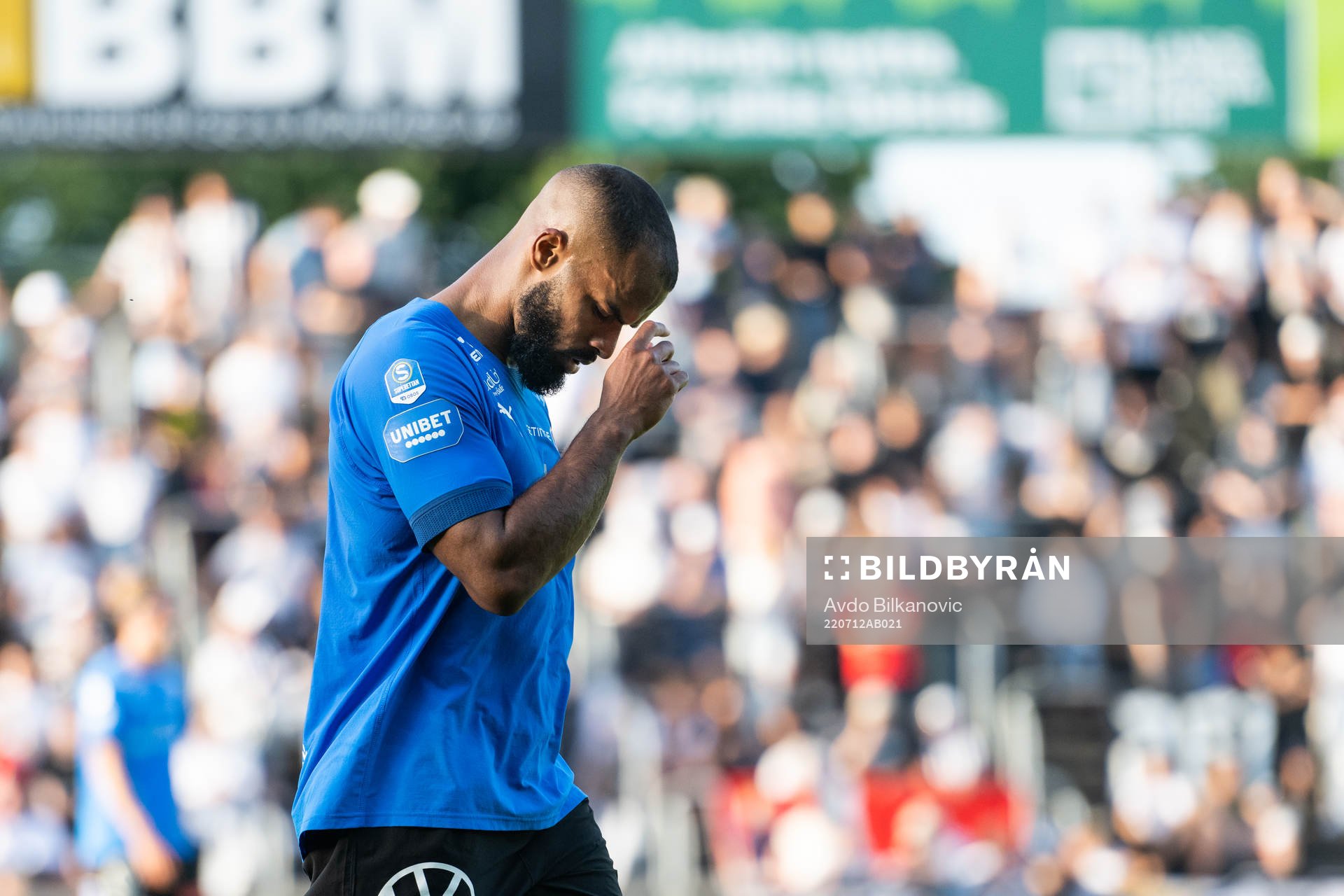 Halmstads Phil Ofosu-Ayeh jublar