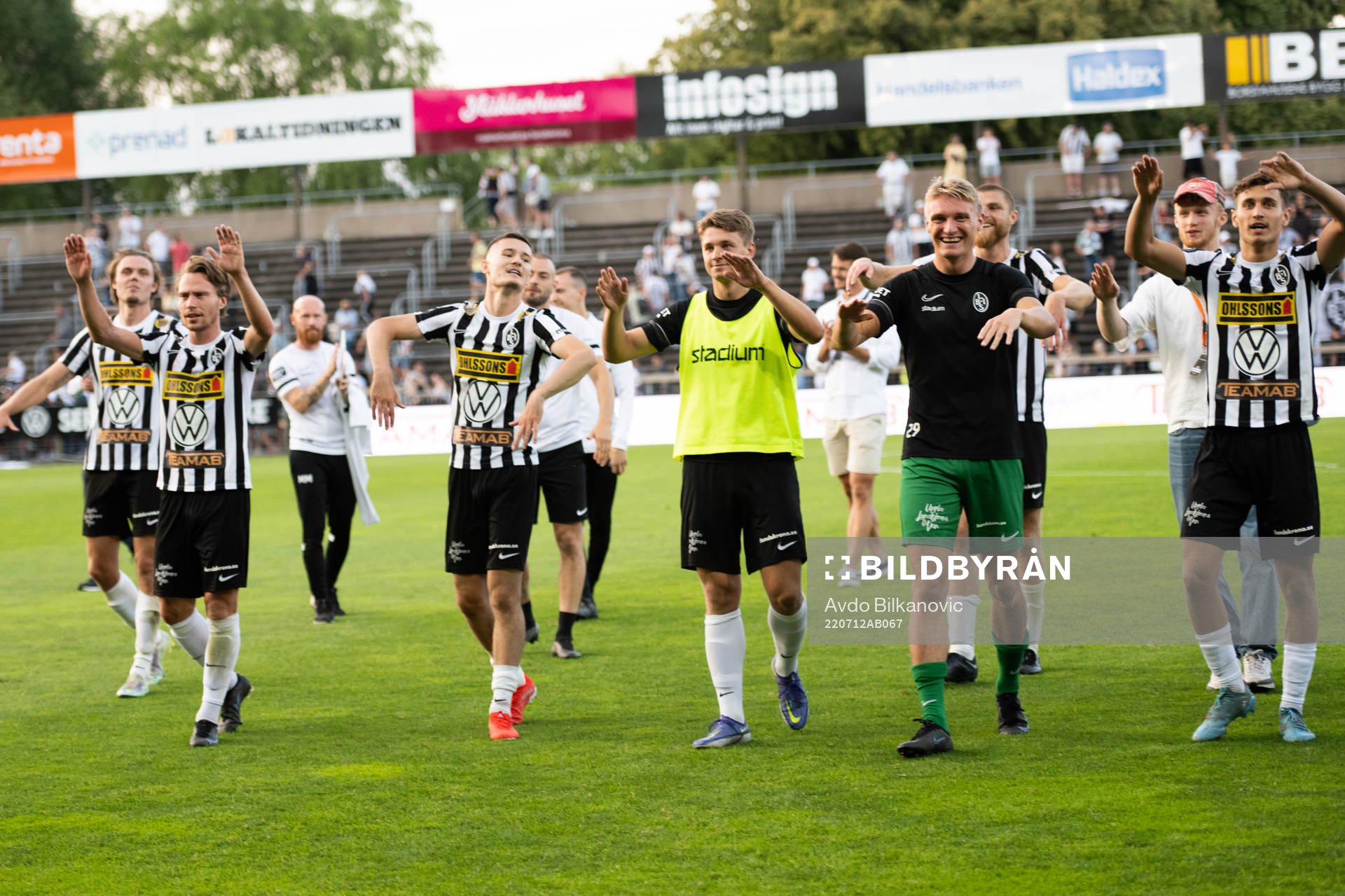 Landskronas spelare jublar