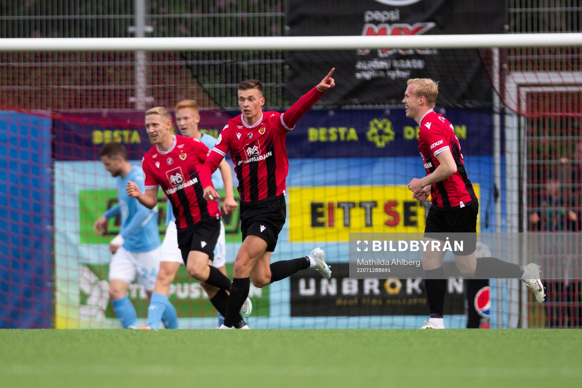 Karl Fridleifur Gunnarsson of Vikingur celebrates