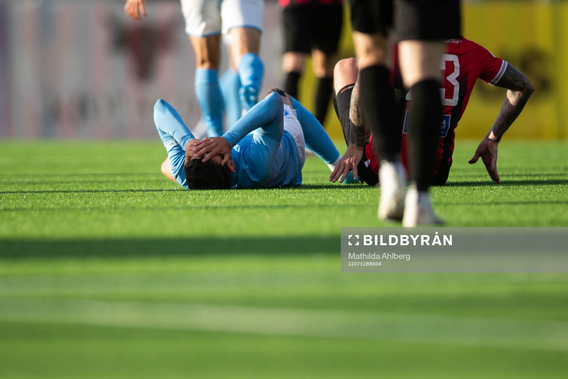 Erdal Rakip of Malmö FF in pain
