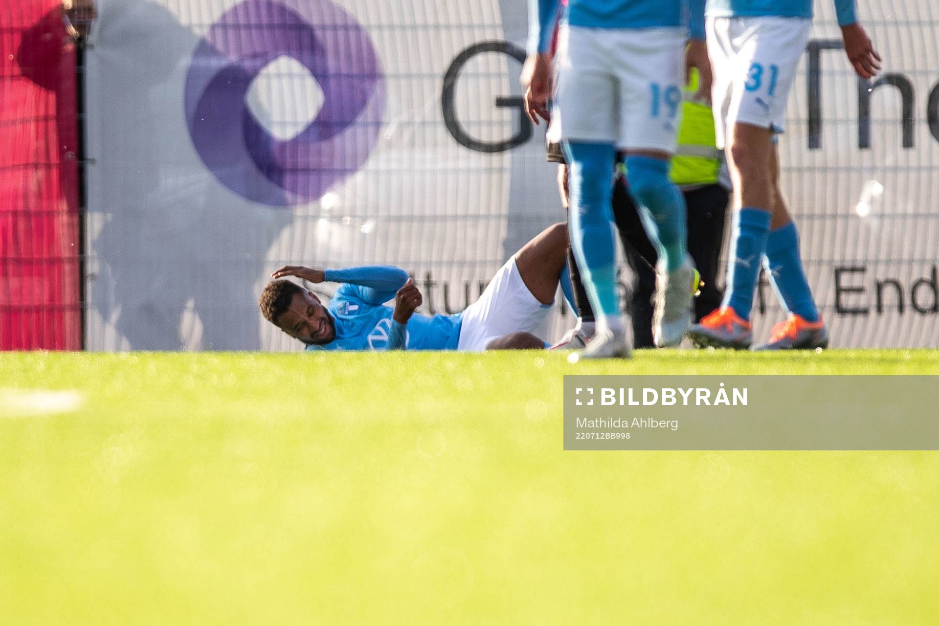 Isaac Kiese Thelin of Malmö FF in pain