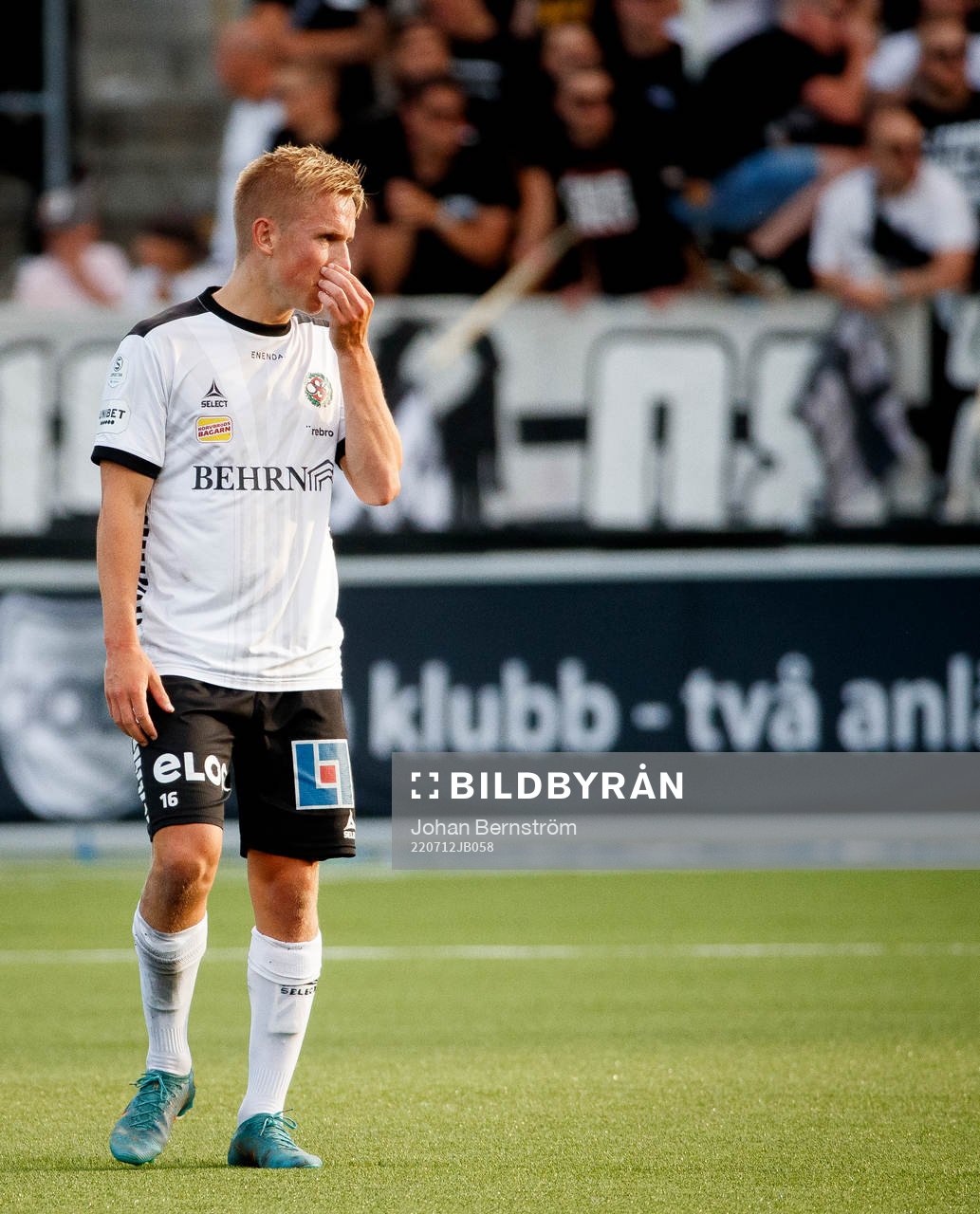 Örebros David Seger deppar