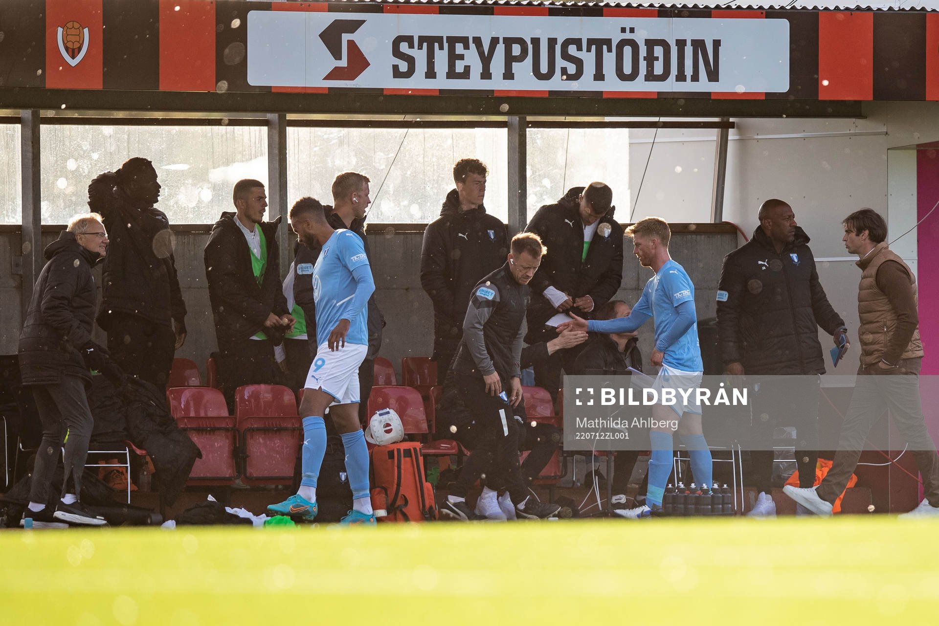 Isaac Kiese Thelin and Anders Christiansen of Malmö FF